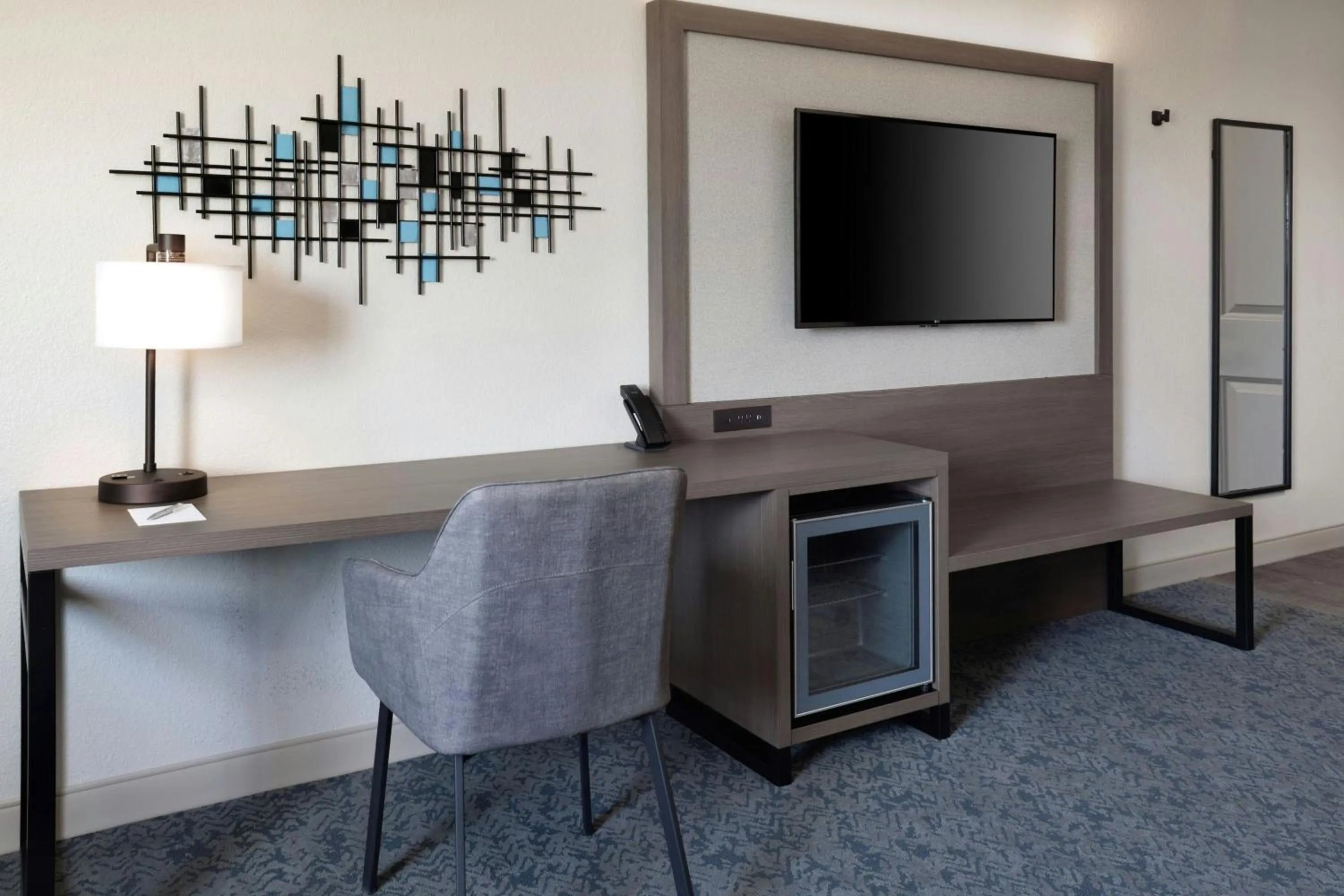 Photo of the whole room in Sheraton Framingham Hotel & Conference Center