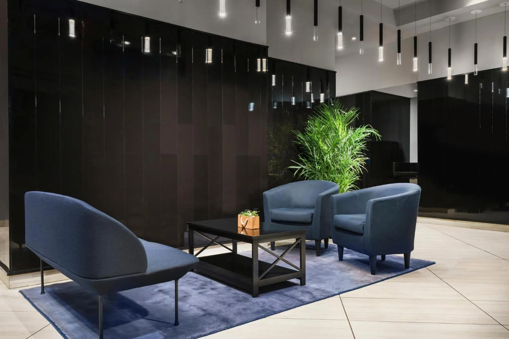 Lobby or reception in DoubleTree by Hilton New York Times Square South