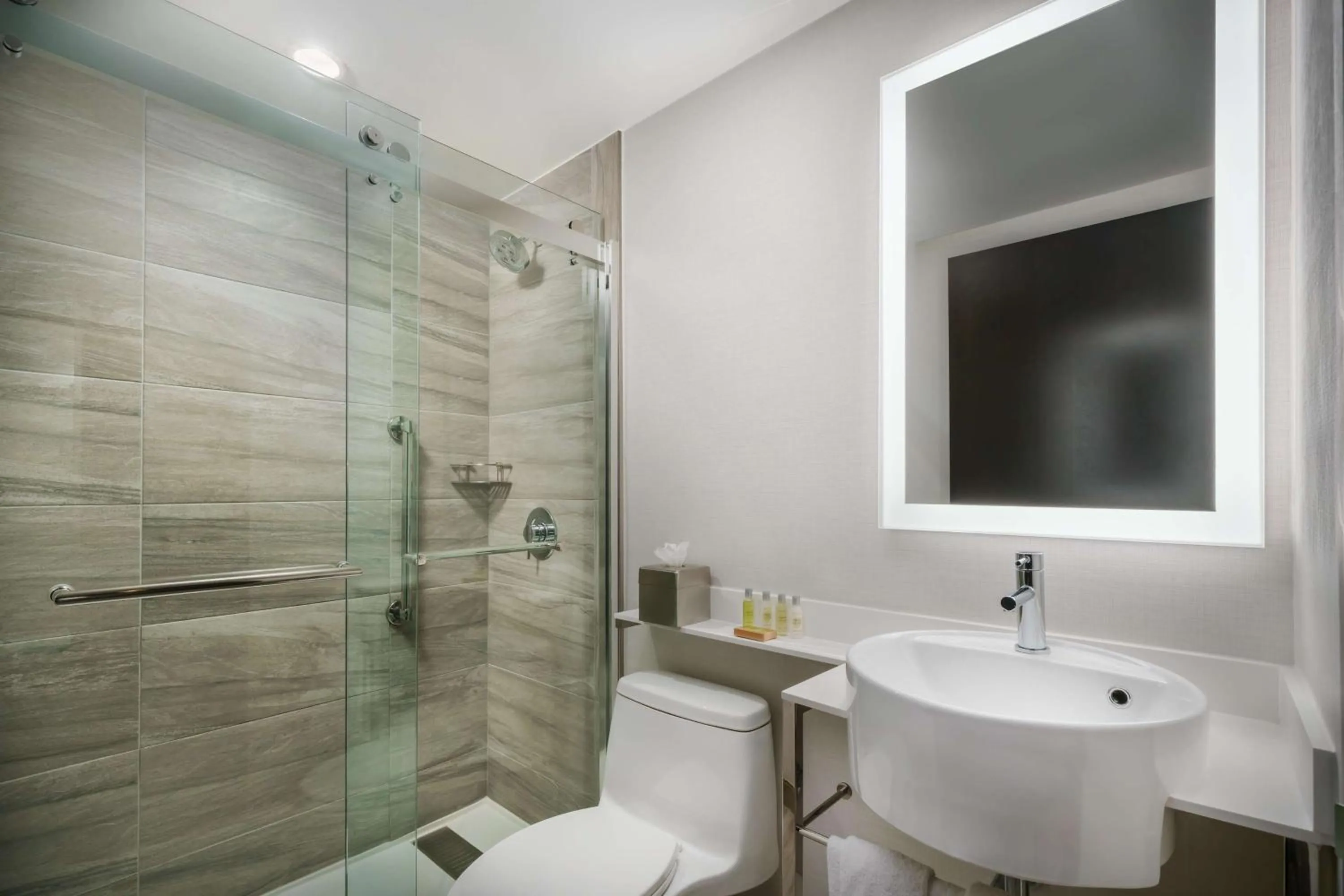 Bathroom in DoubleTree by Hilton New York Times Square South