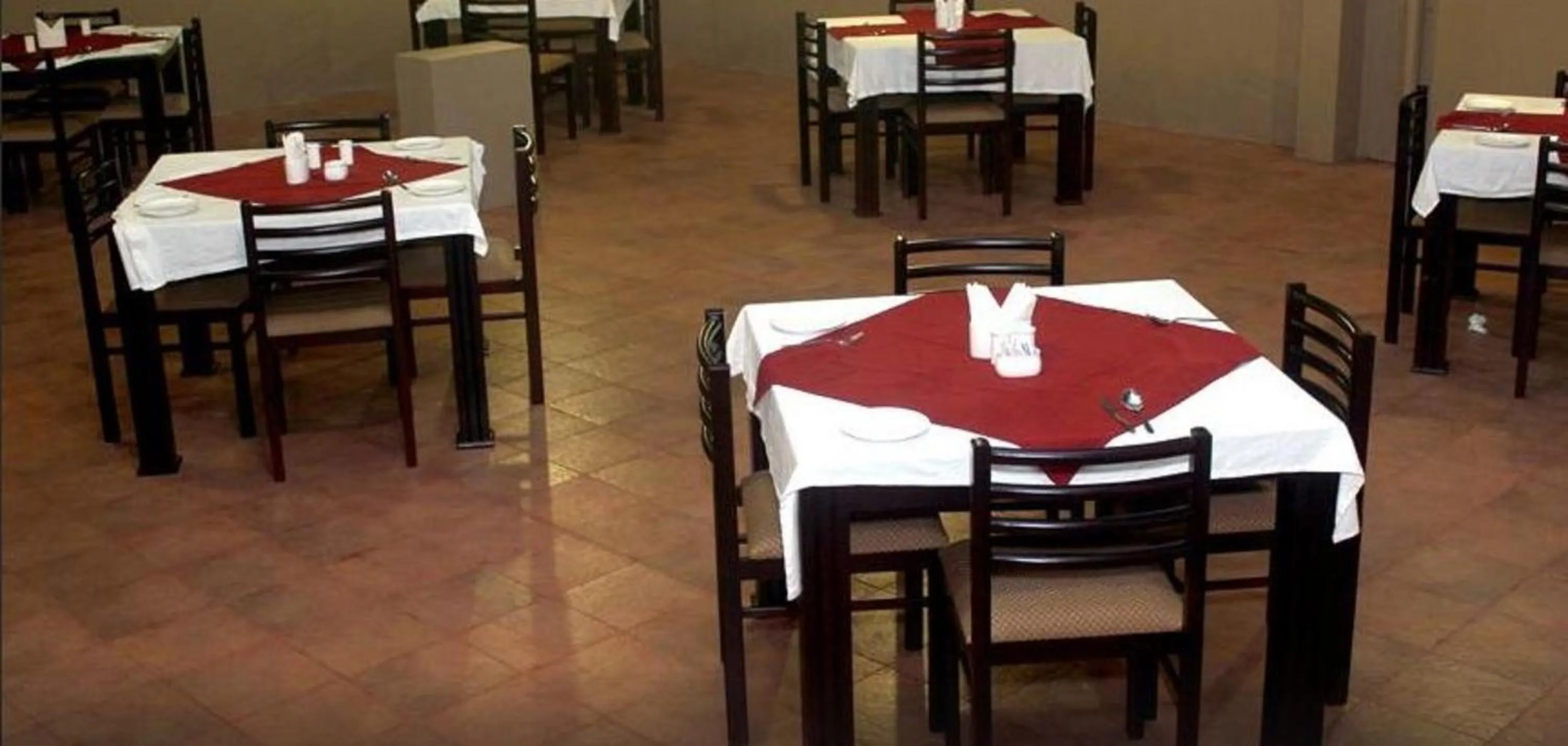 Restaurant/places to eat in Fort Abode