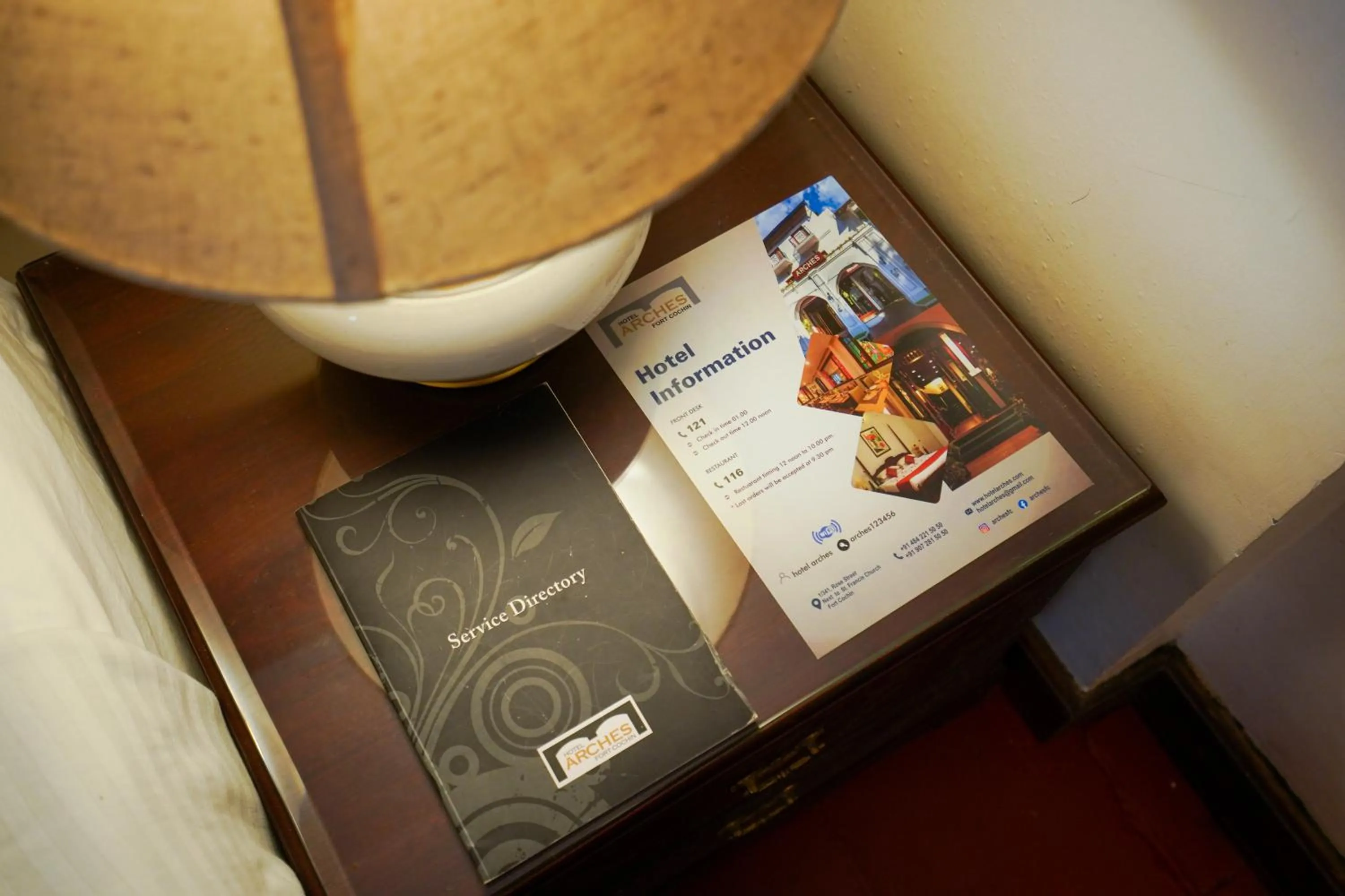 wardrobe in Hotel Arches