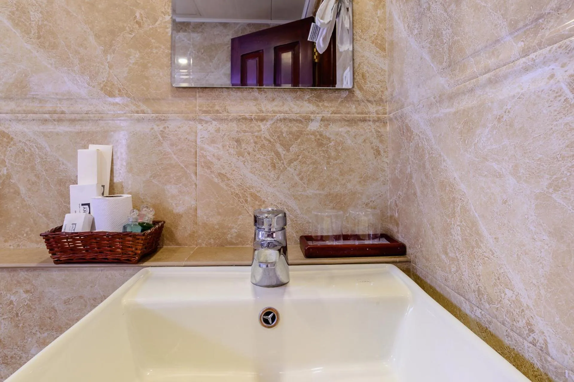 Bathroom in Hotel Arches
