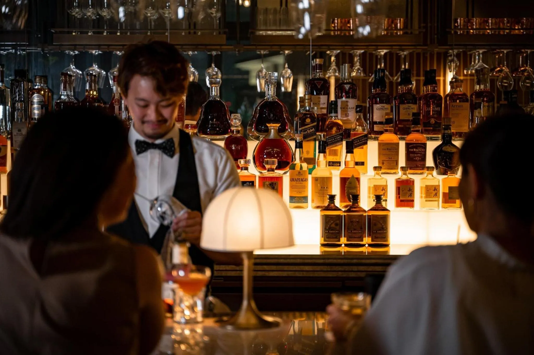 Lounge or bar in Kimpton Shinjuku Tokyo by IHG