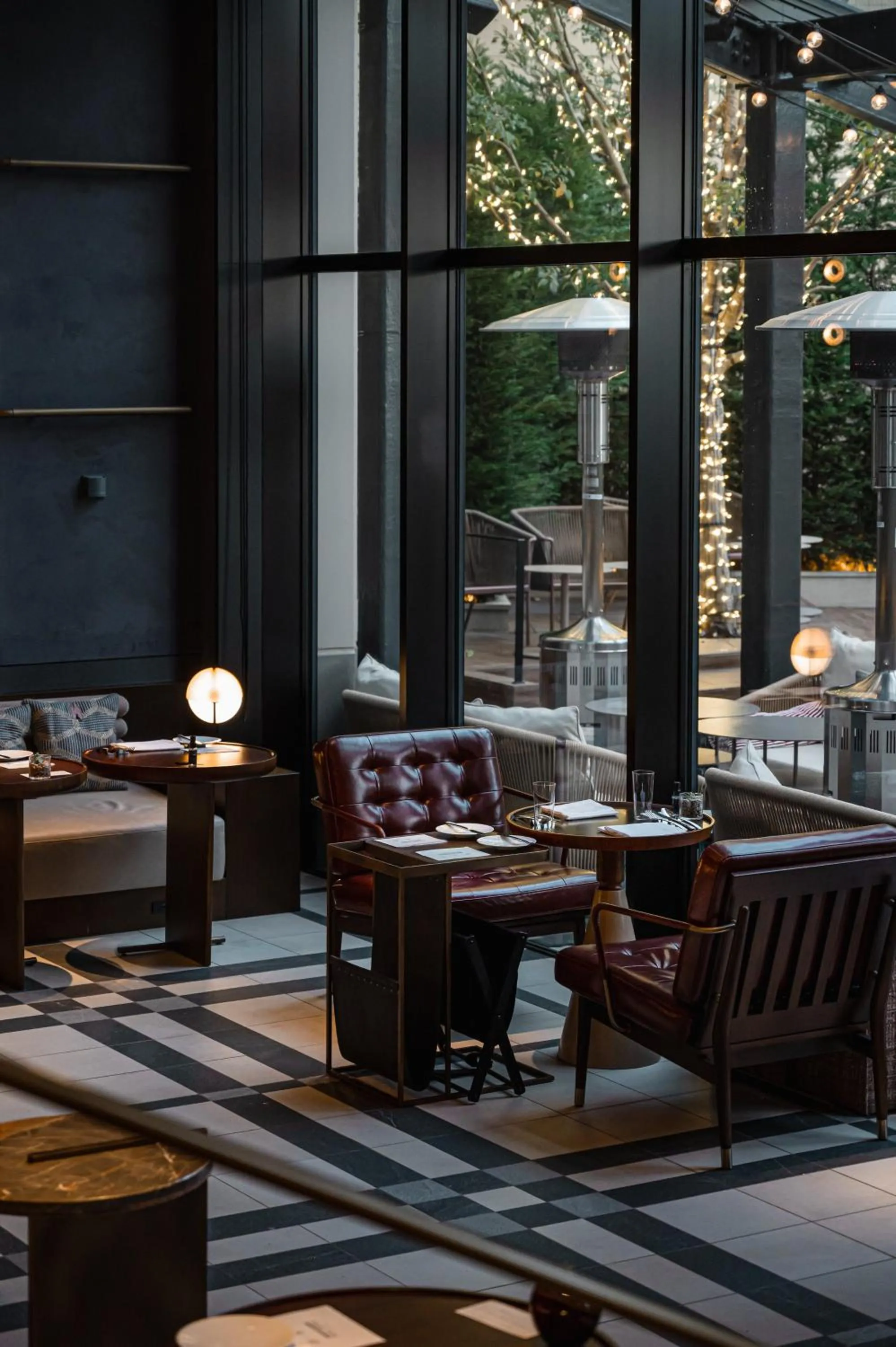 Lounge or bar in Kimpton Shinjuku Tokyo by IHG