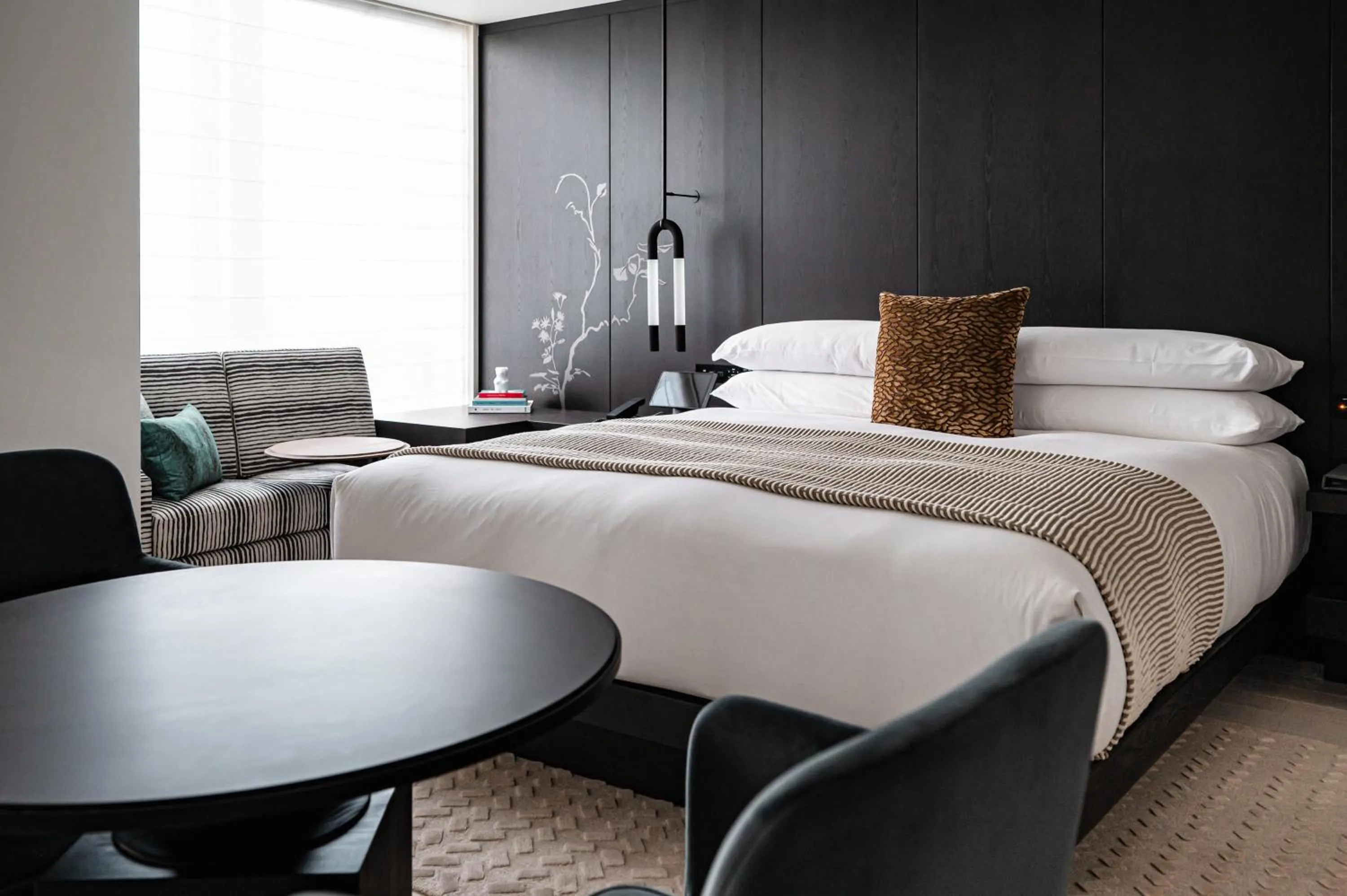Photo of the whole room, Bed in Kimpton Shinjuku Tokyo by IHG