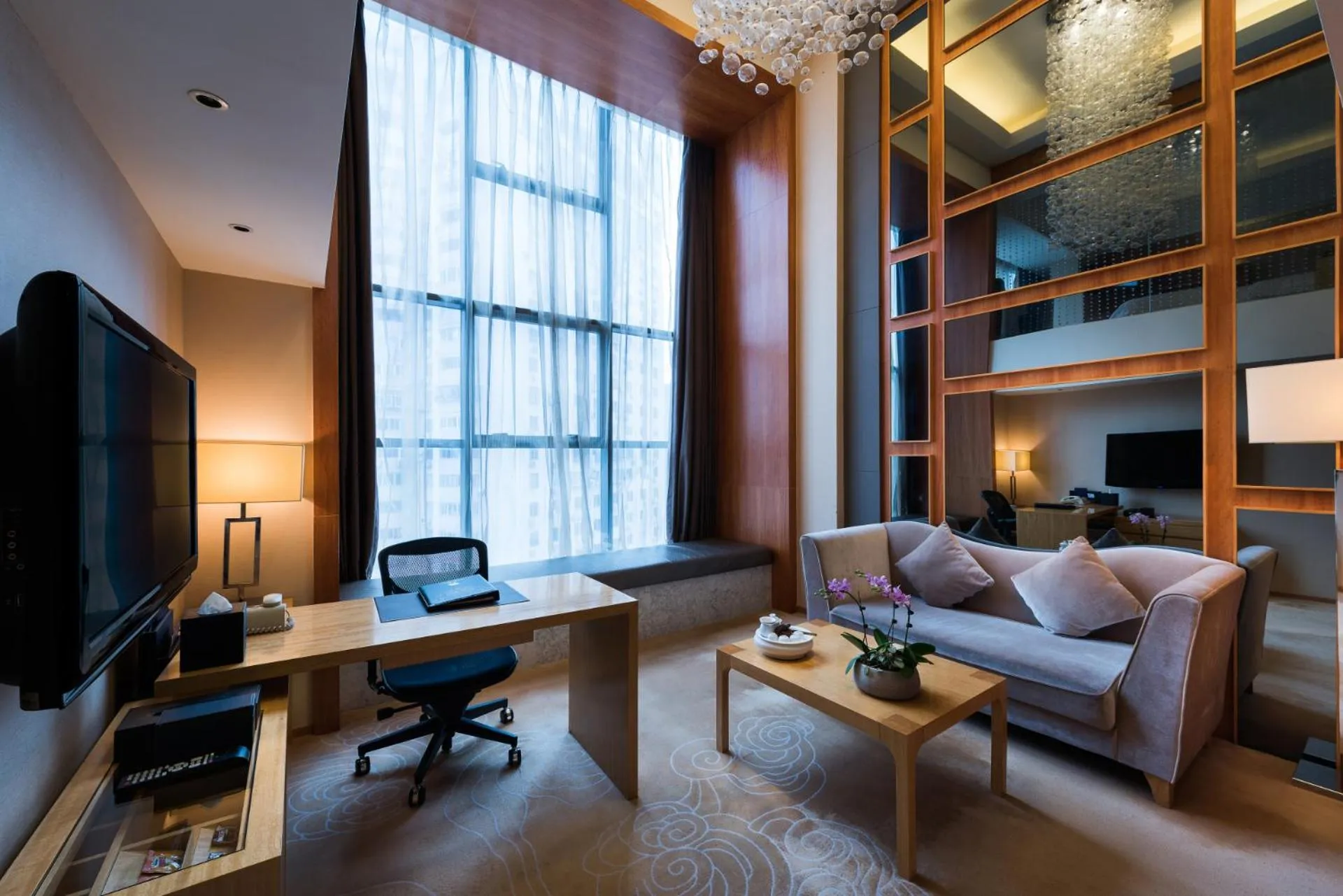 Living room in Grand Mercure Xiamen Downtown-Free Welcome Fruit & Metro Station