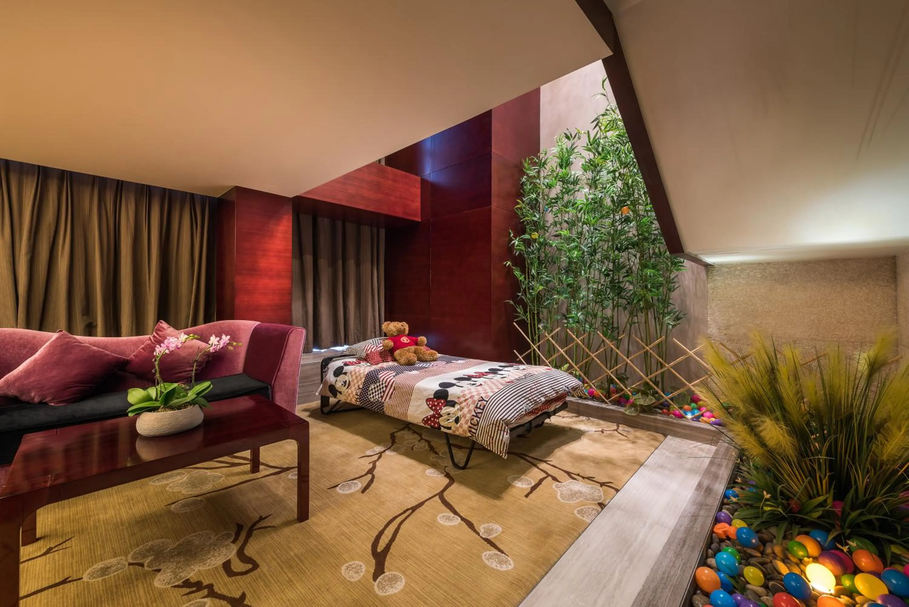 Living room in Grand Mercure Xiamen Downtown-Free Welcome Fruit & Metro Station