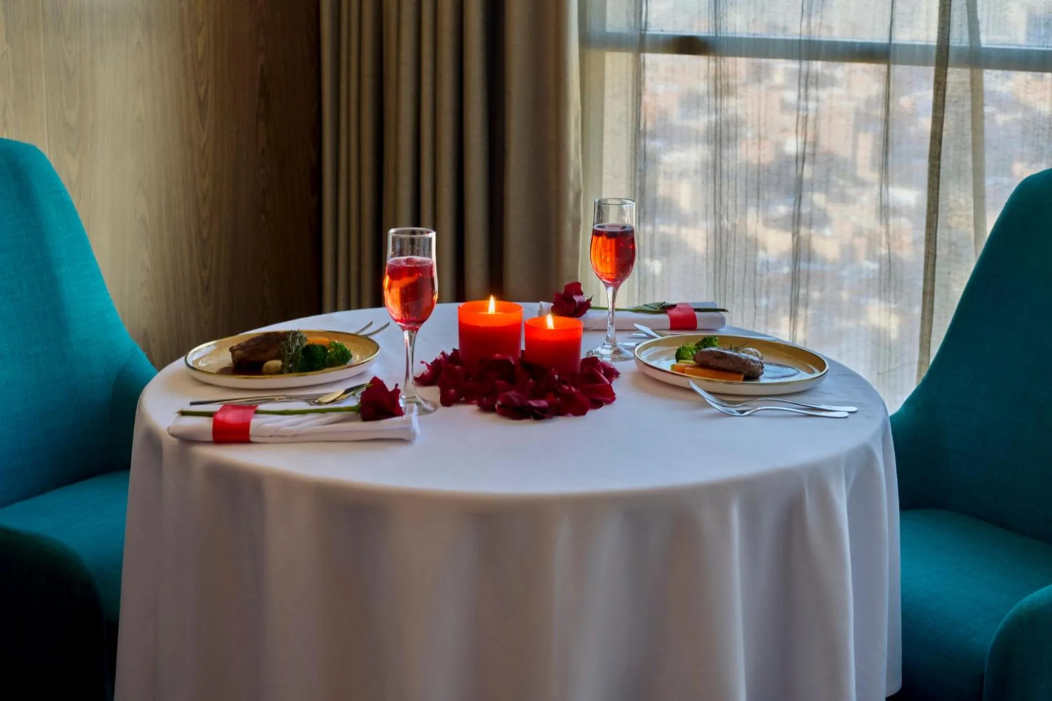 Photo of the whole room in voco Makkah an IHG Hotel