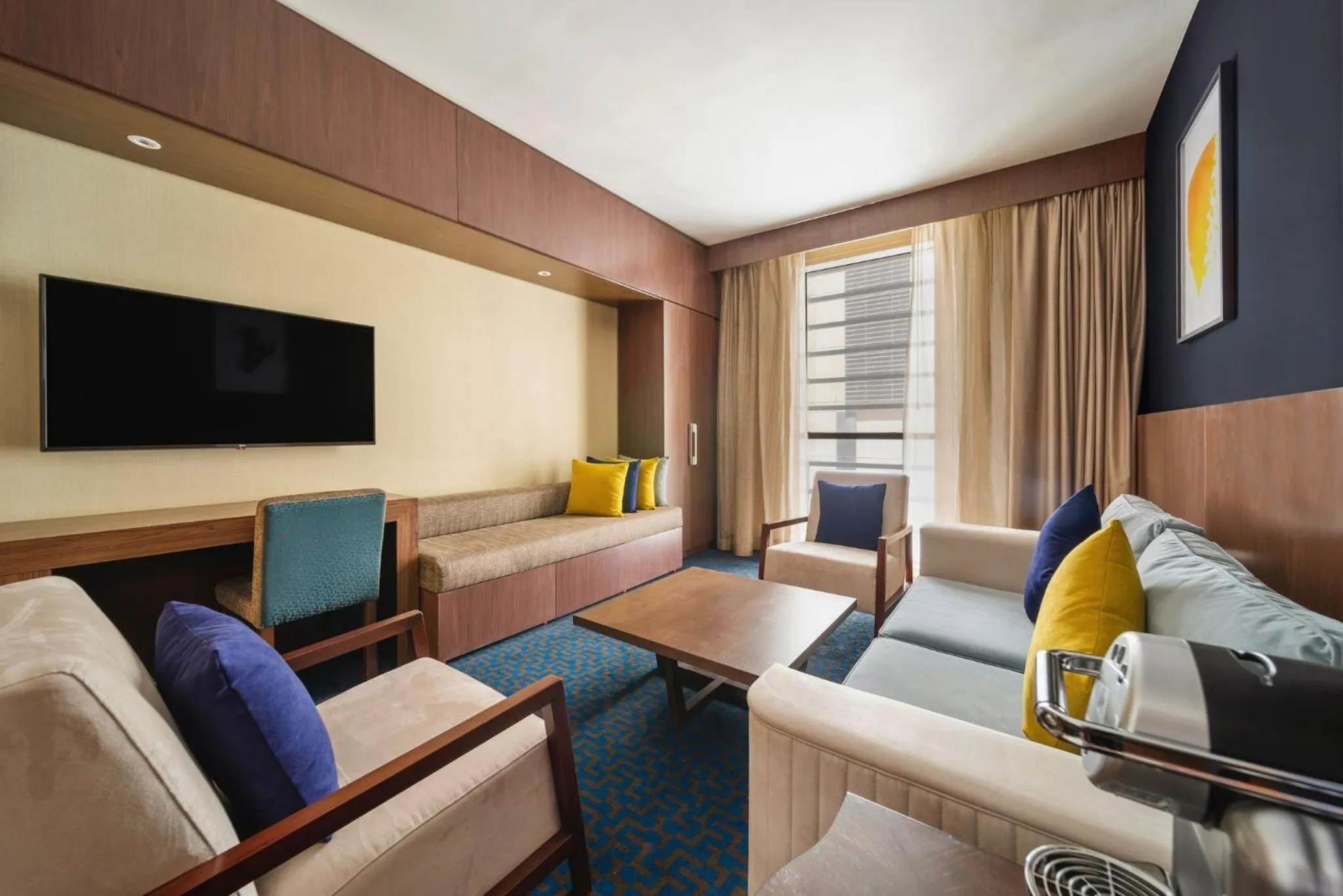 Photo of the whole room in voco Makkah an IHG Hotel