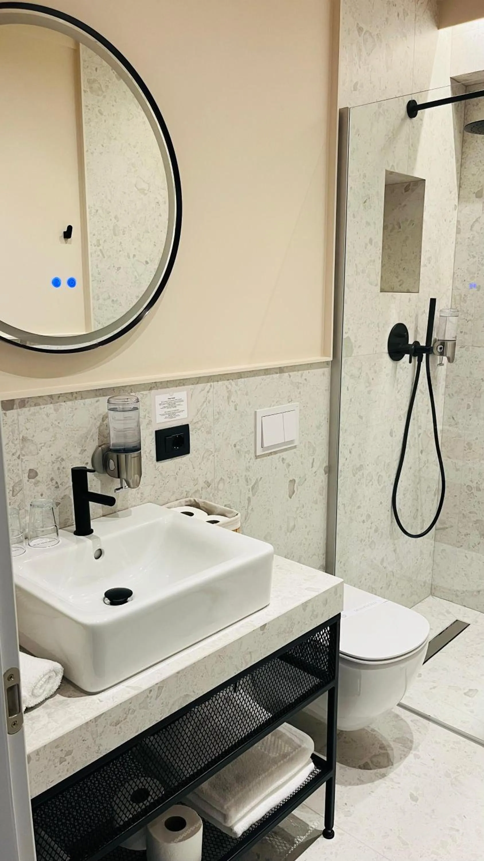 Shower in Atlas Aparthotel