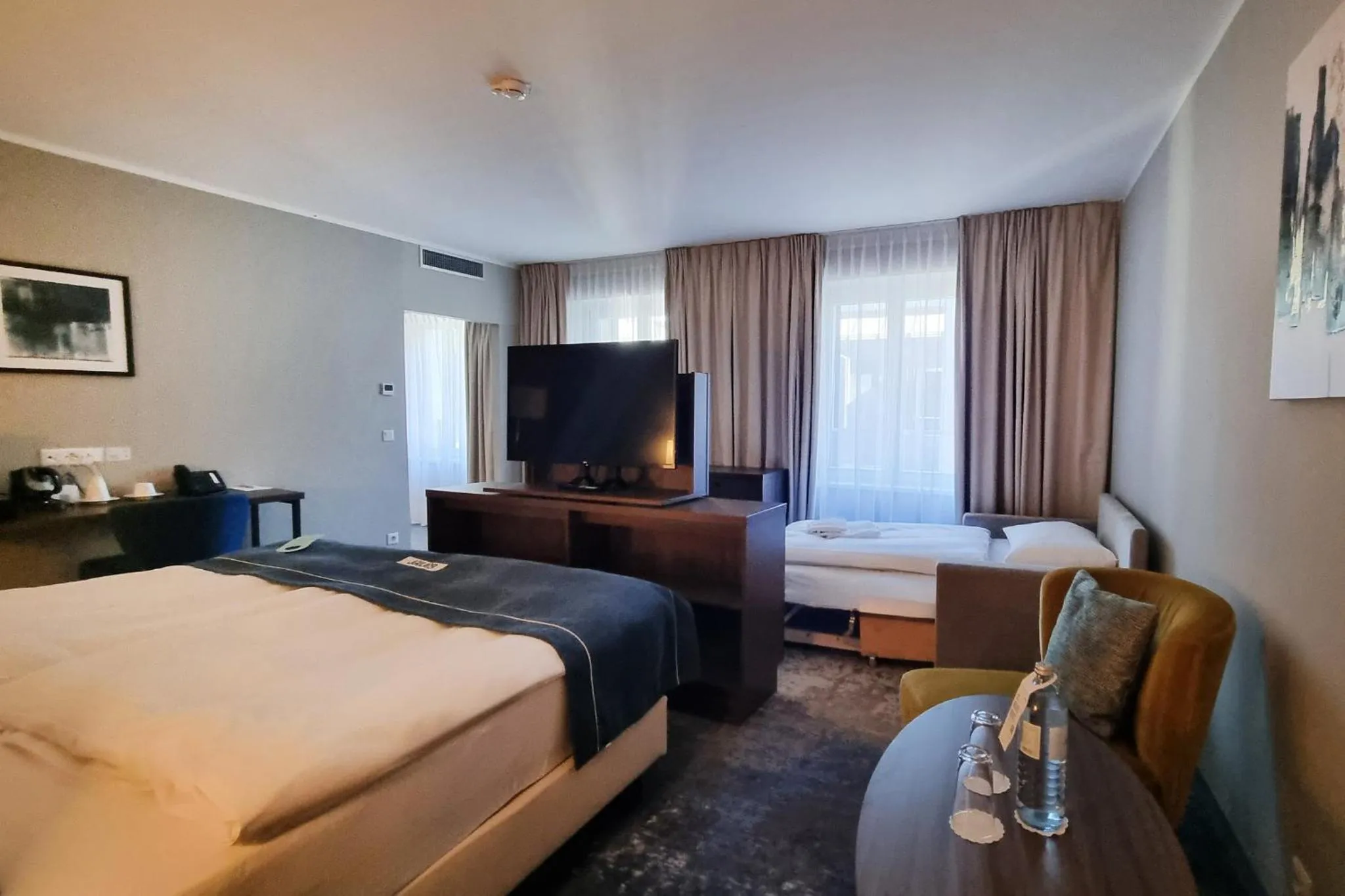 Photo of the whole room, Bed in Garner Hotel Klagenfurt - Moser Verdino by IHG