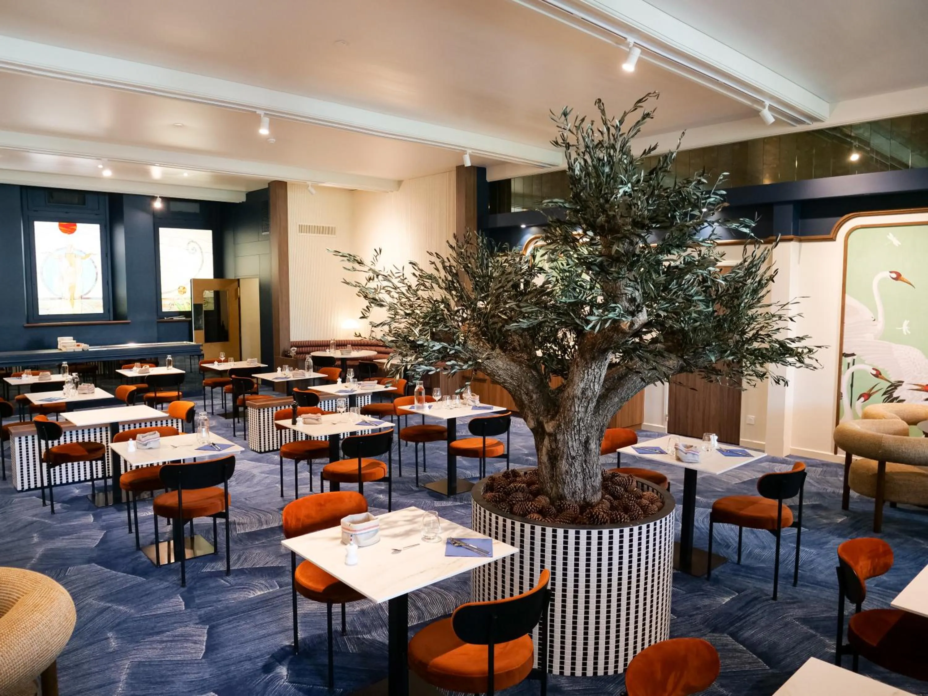 Restaurant/places to eat in Hotel des Eaux