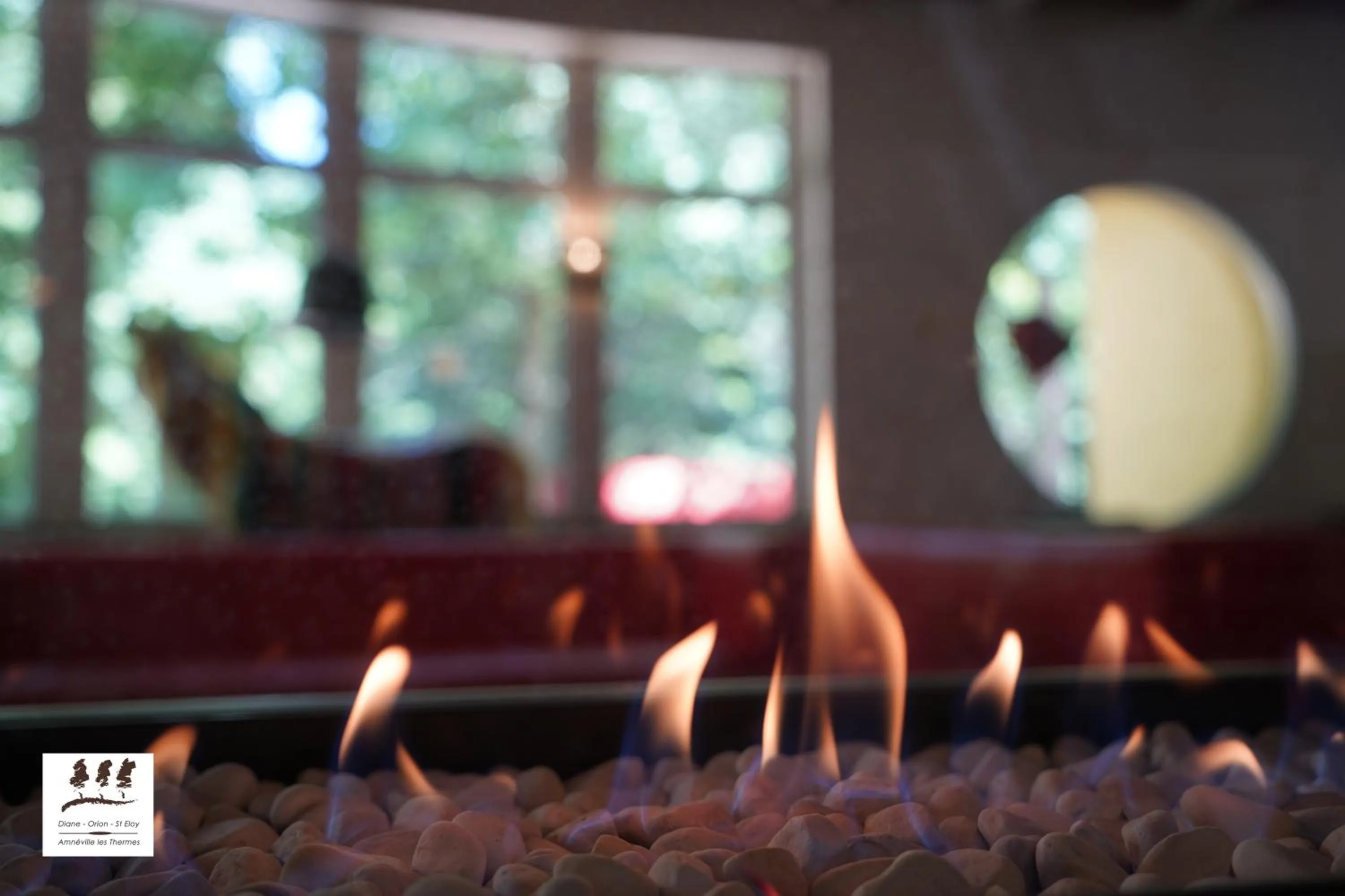 Seating area in Enzo Hôtels Premier Prix - Logis Amnéville