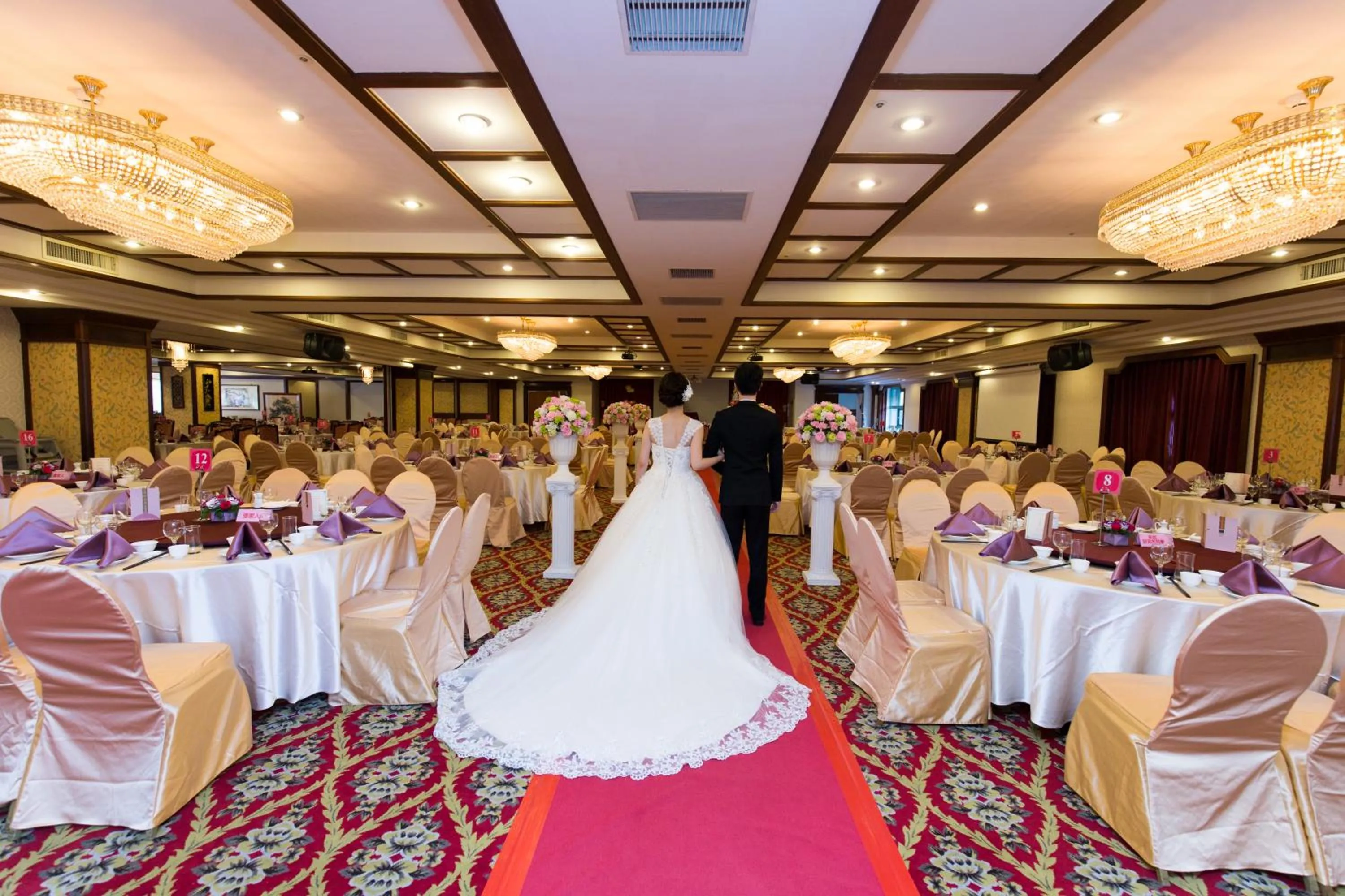 Banquet/Function facilities in Le Midi Hotel Chitou