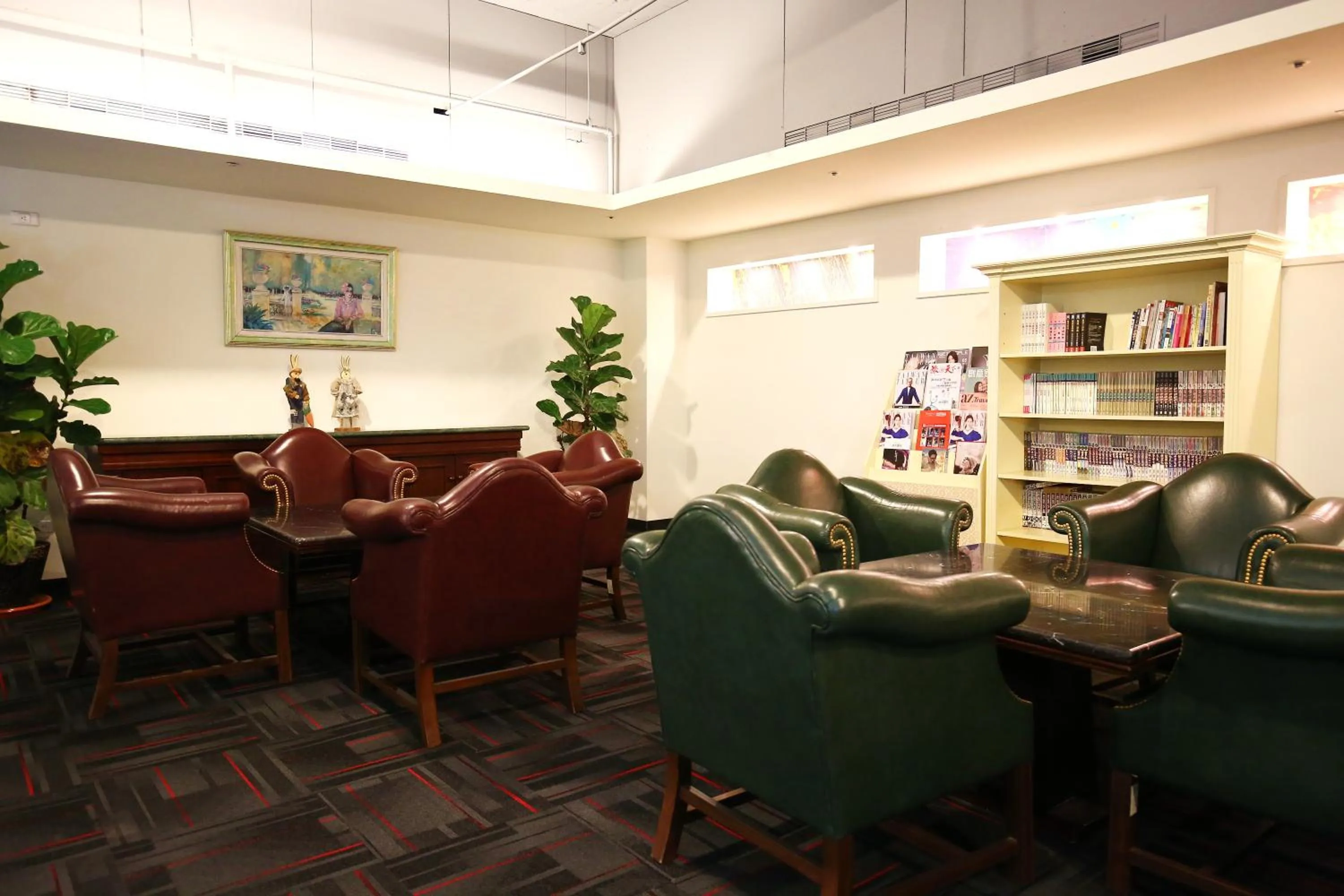 Entertainment in Le Midi Hotel Chitou