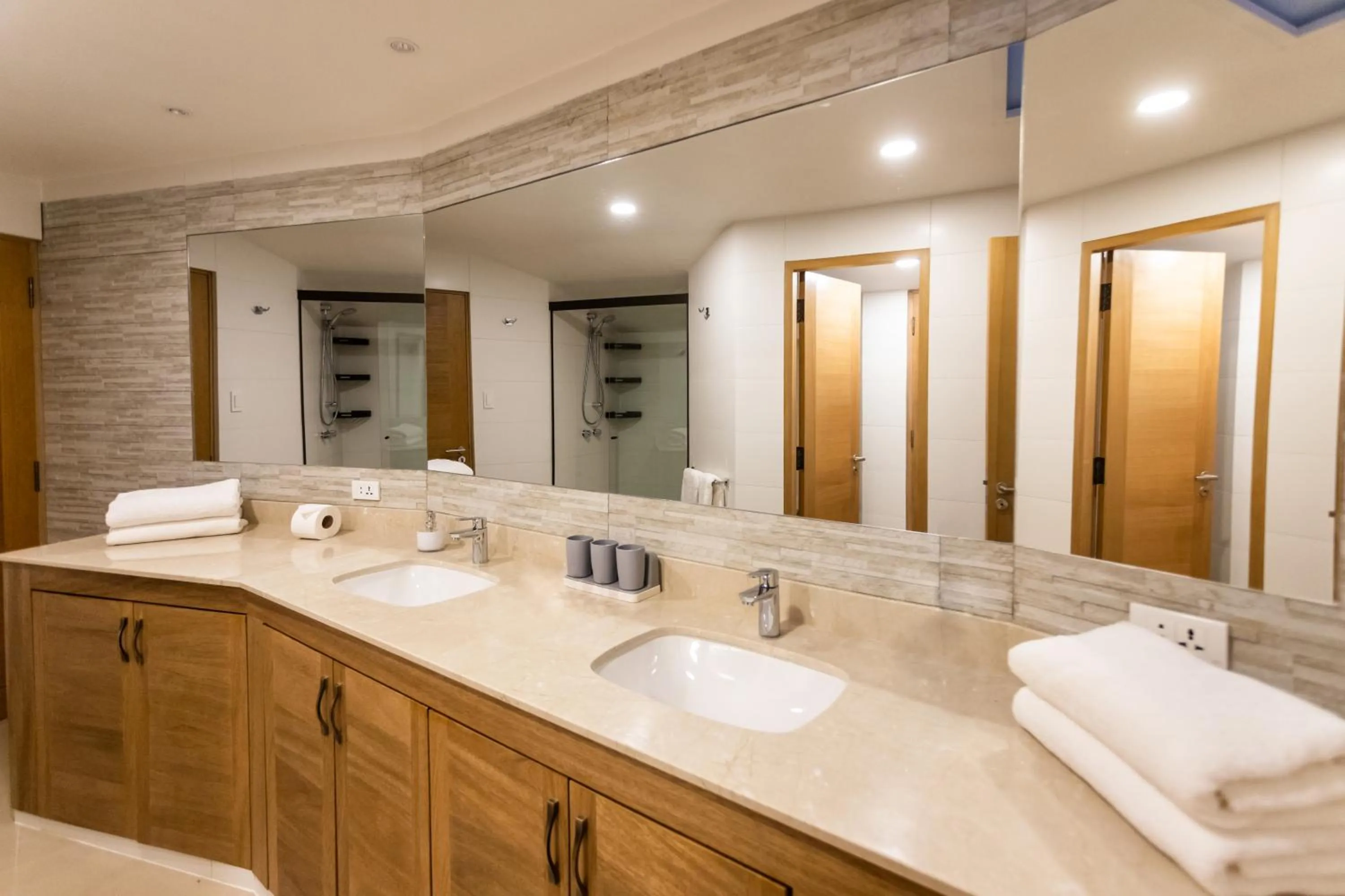 Shower in Hotel Boutique Rosario Sur