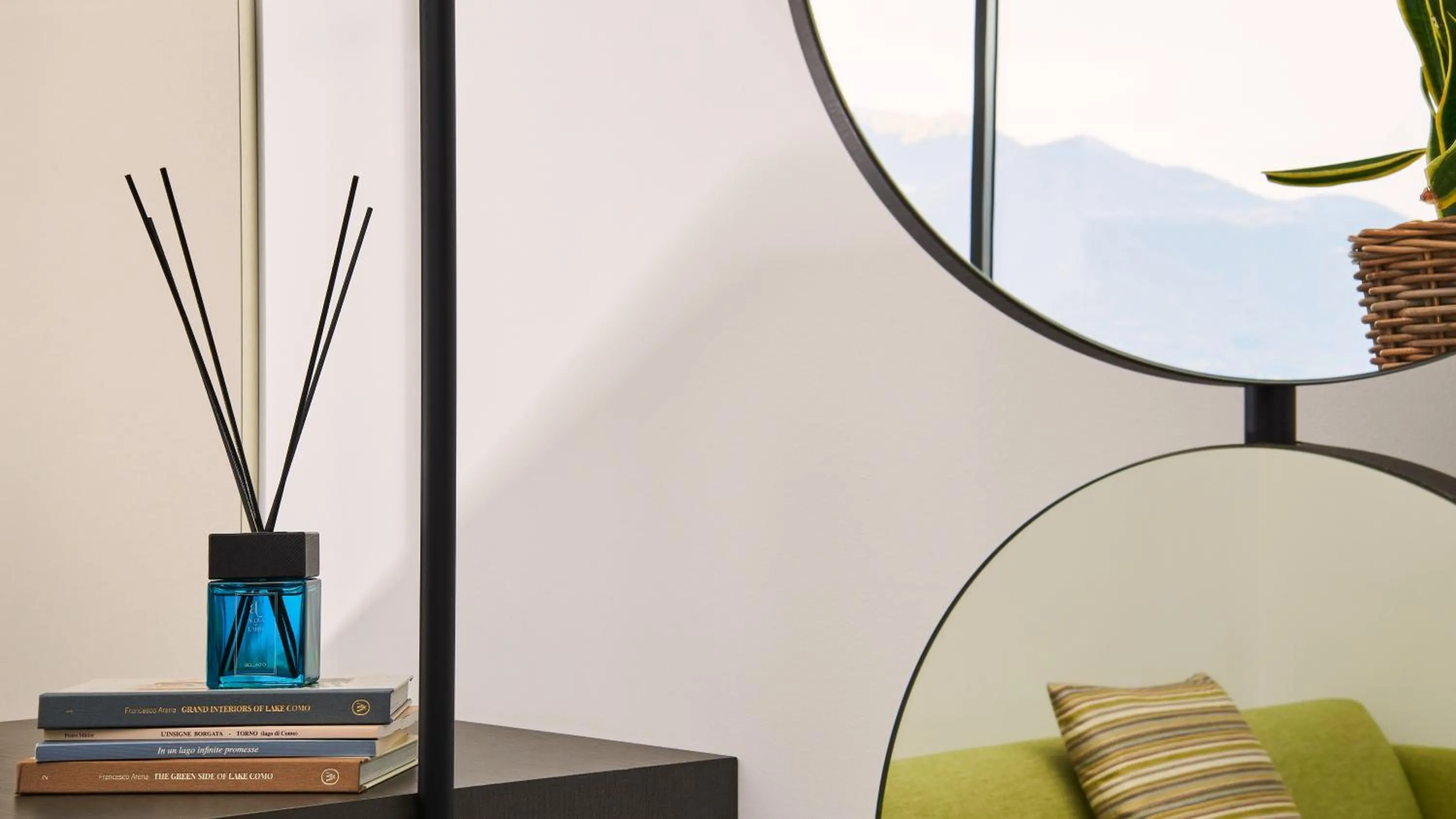 Decorative detail in Hotel Lago