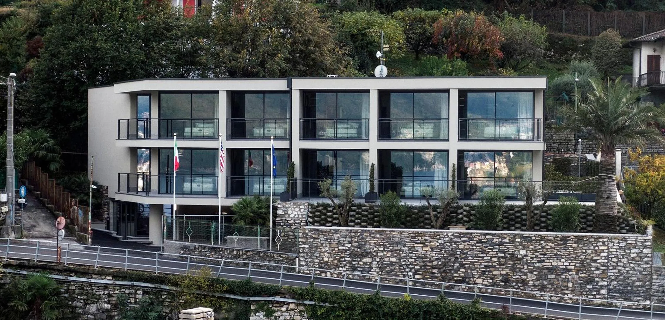 Property building in Hotel Lago