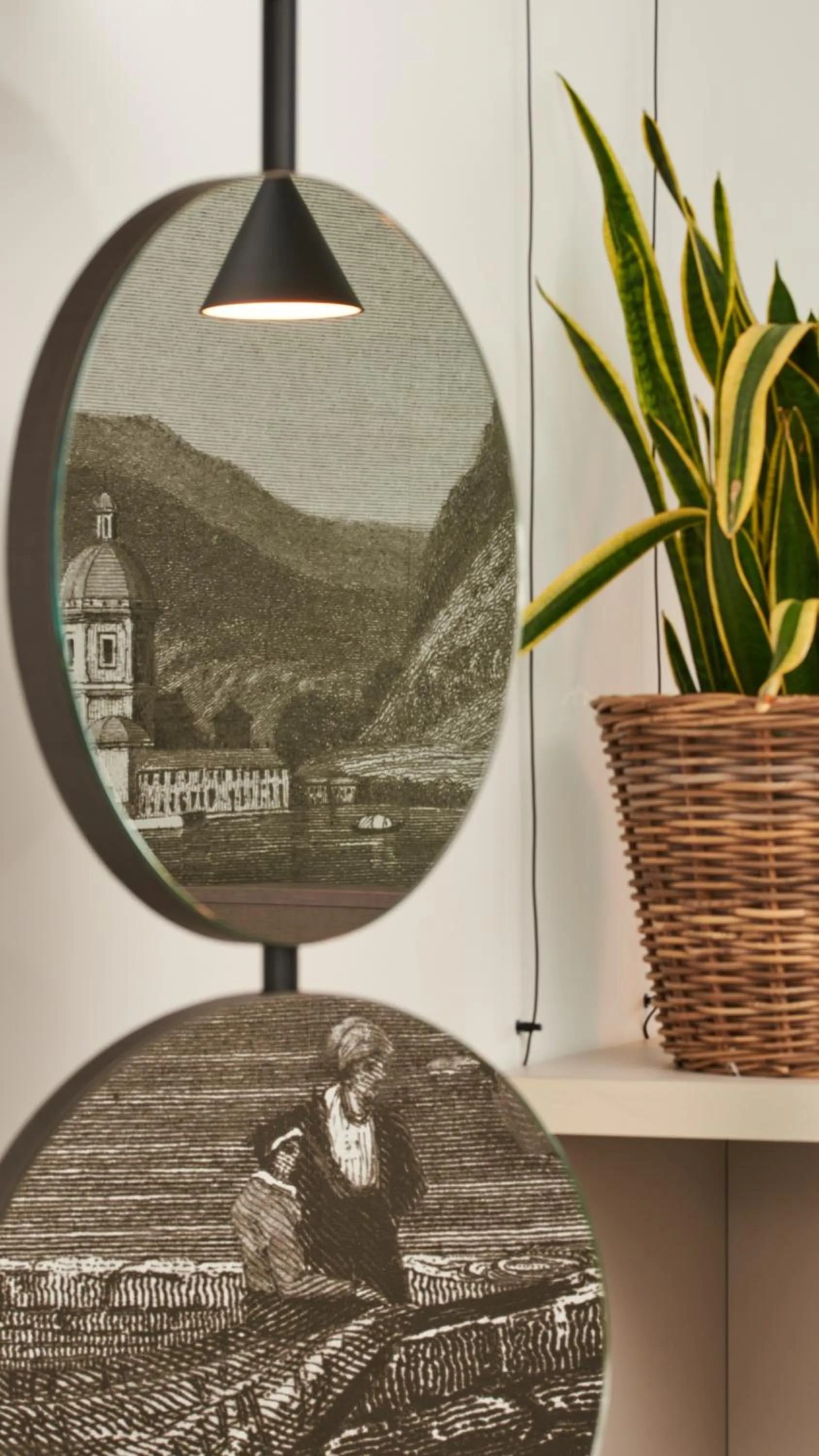 Decorative detail in Hotel Lago