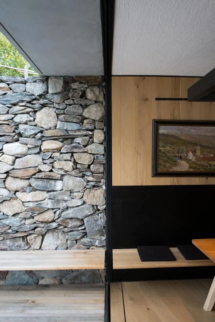 Decorative detail in Hotel Pacherhof