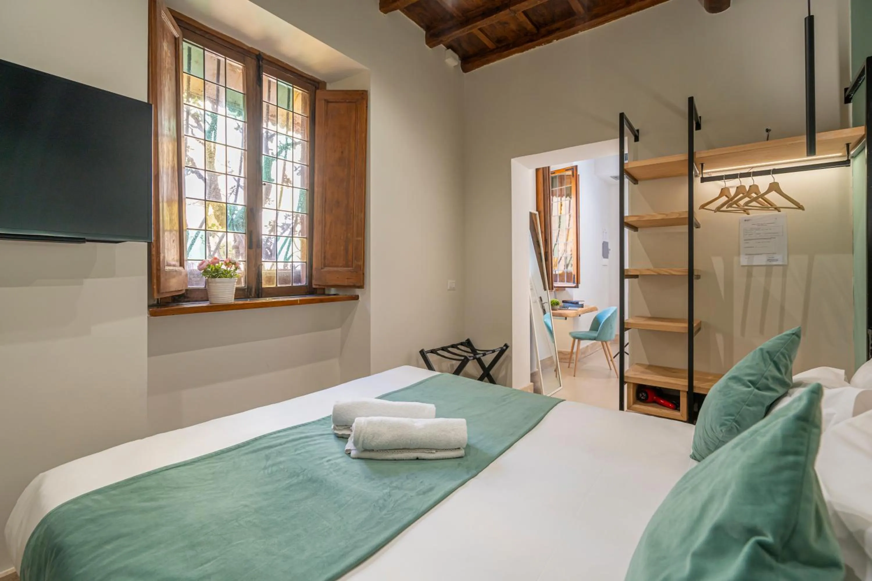 Bedroom, Bed in Campo de' Fiori 34