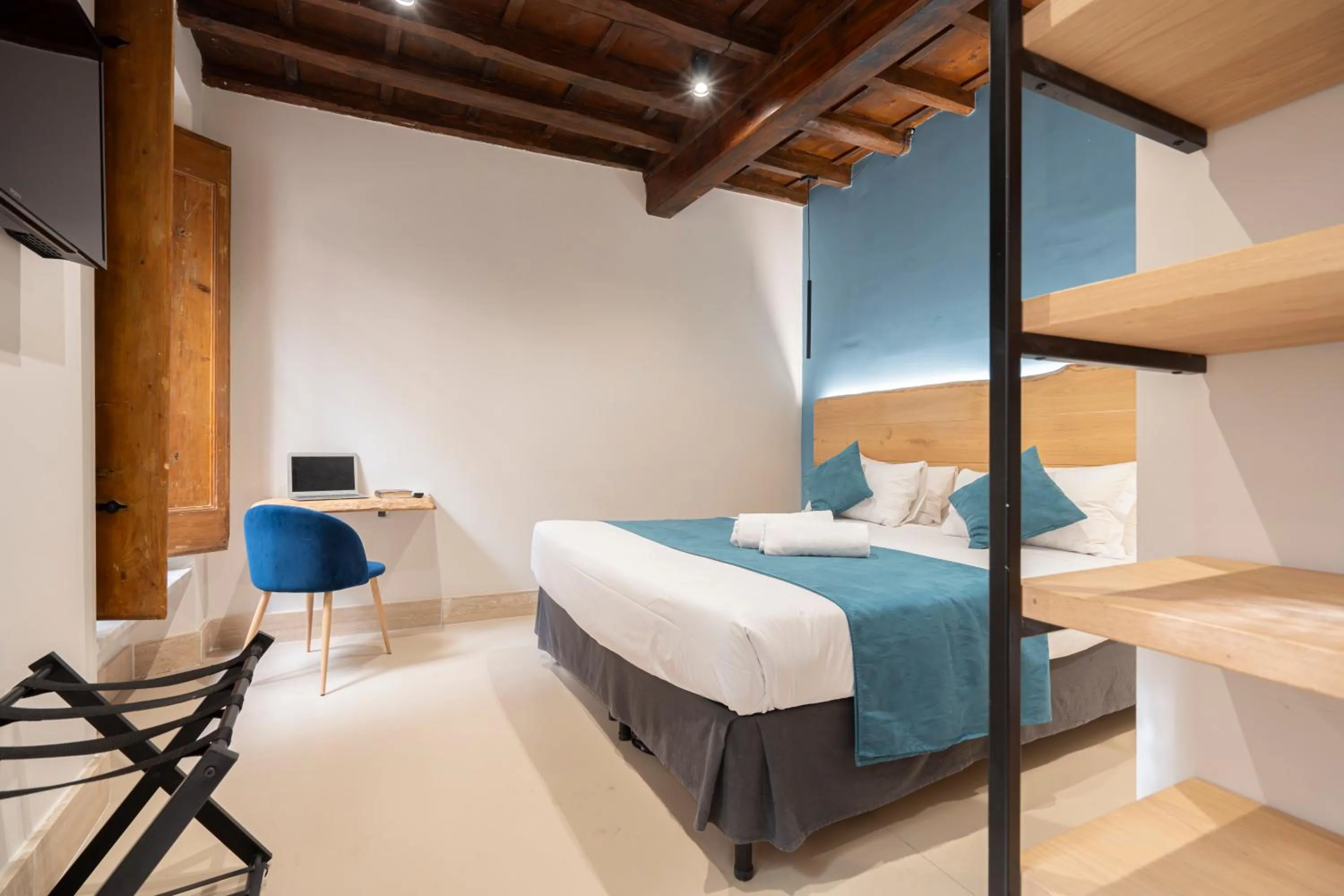 Bedroom, Bed in Campo de' Fiori 34