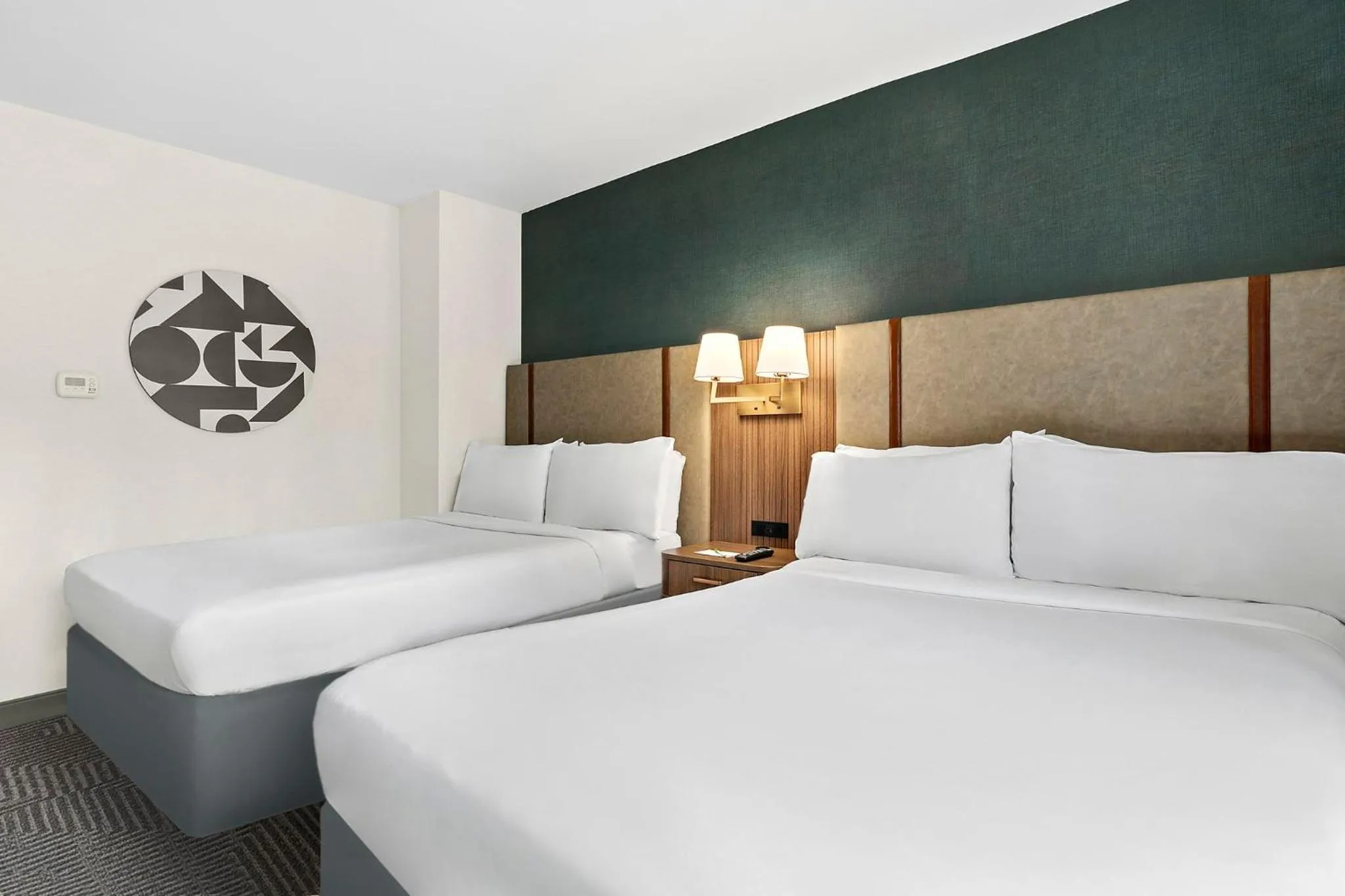 Photo of the whole room, Bed in Holiday Inn Manhattan 6th Ave - Chelsea by IHG