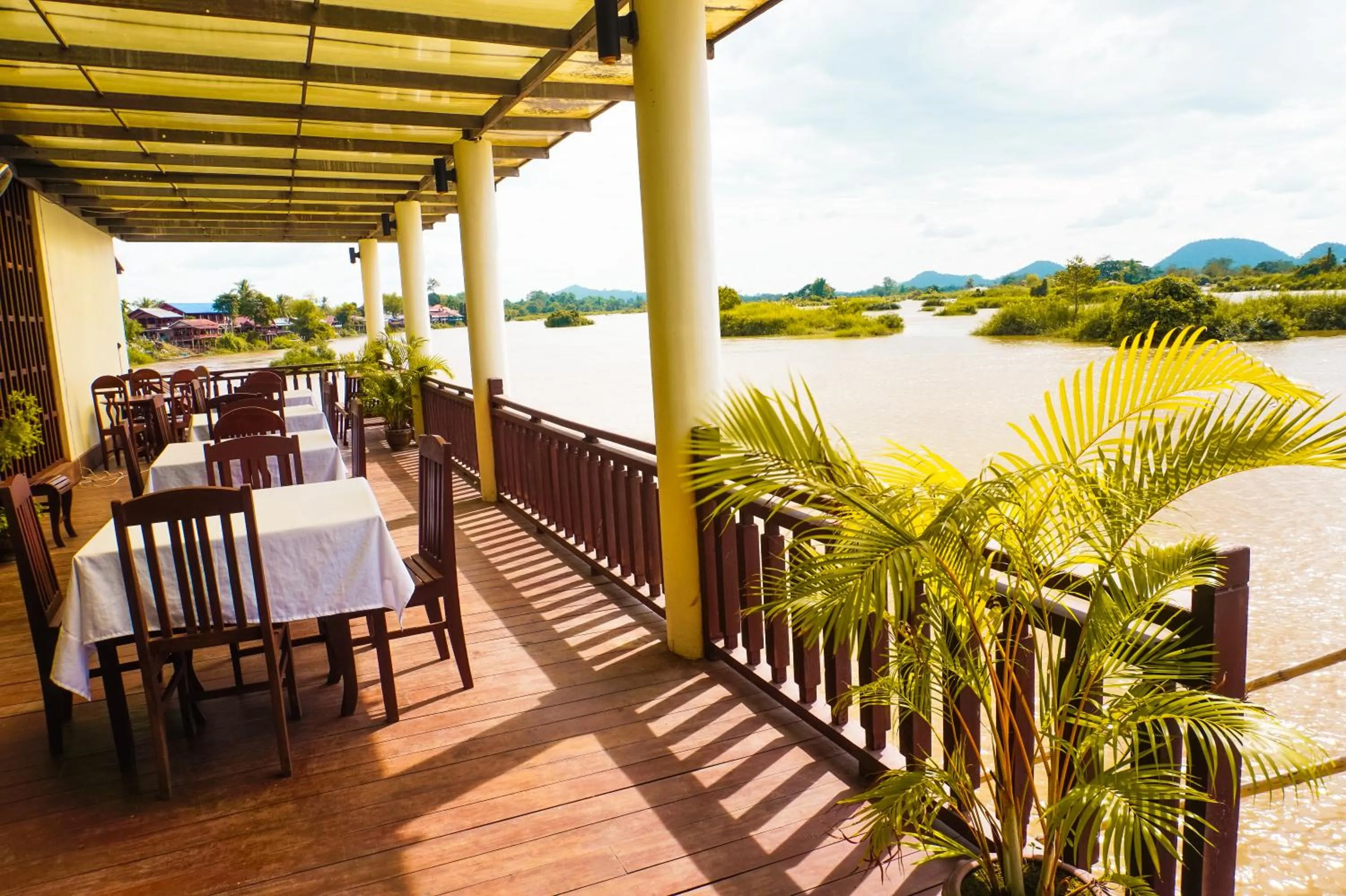 Restaurant/places to eat in Don Det Hotel
