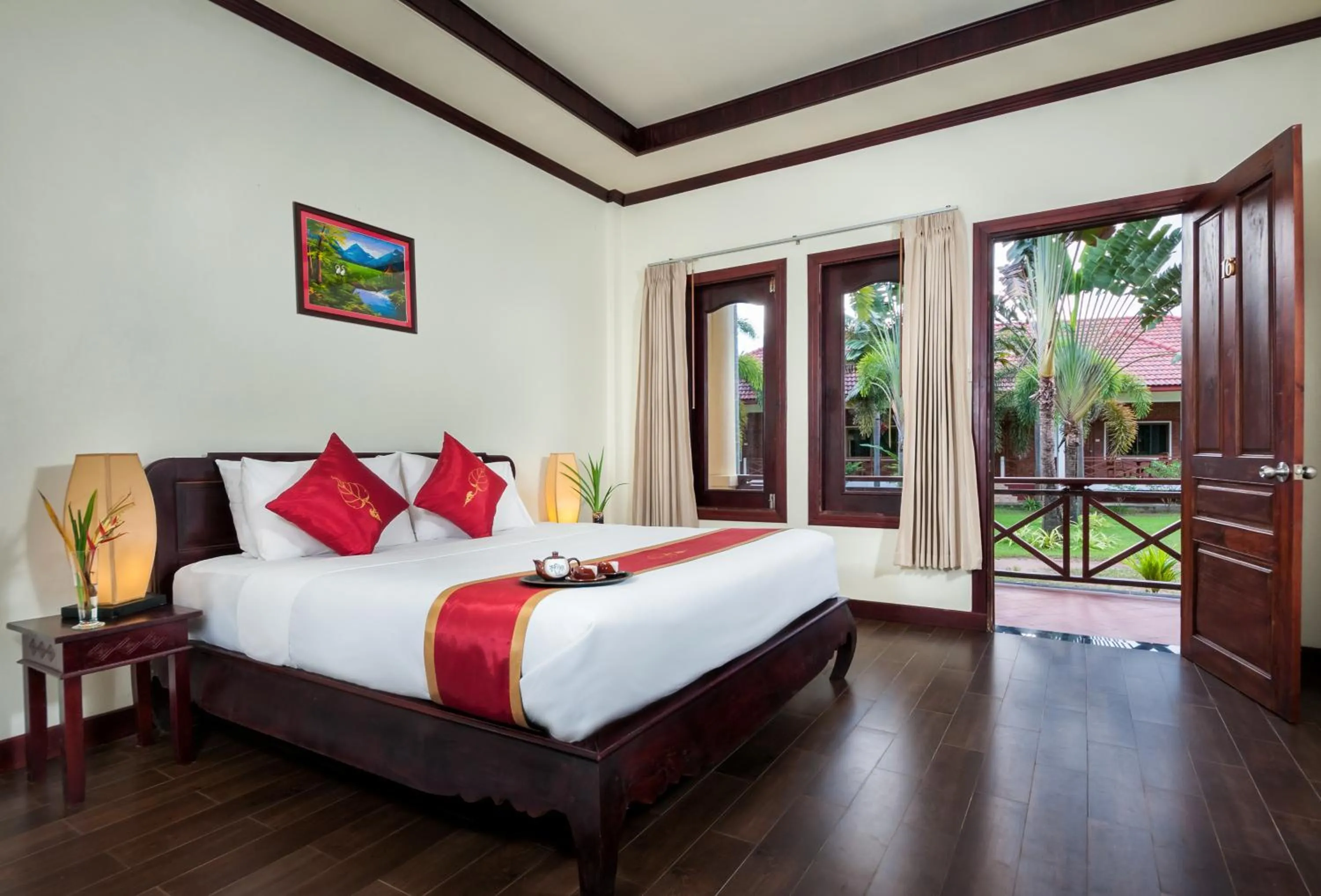 Bed in Don Det Hotel