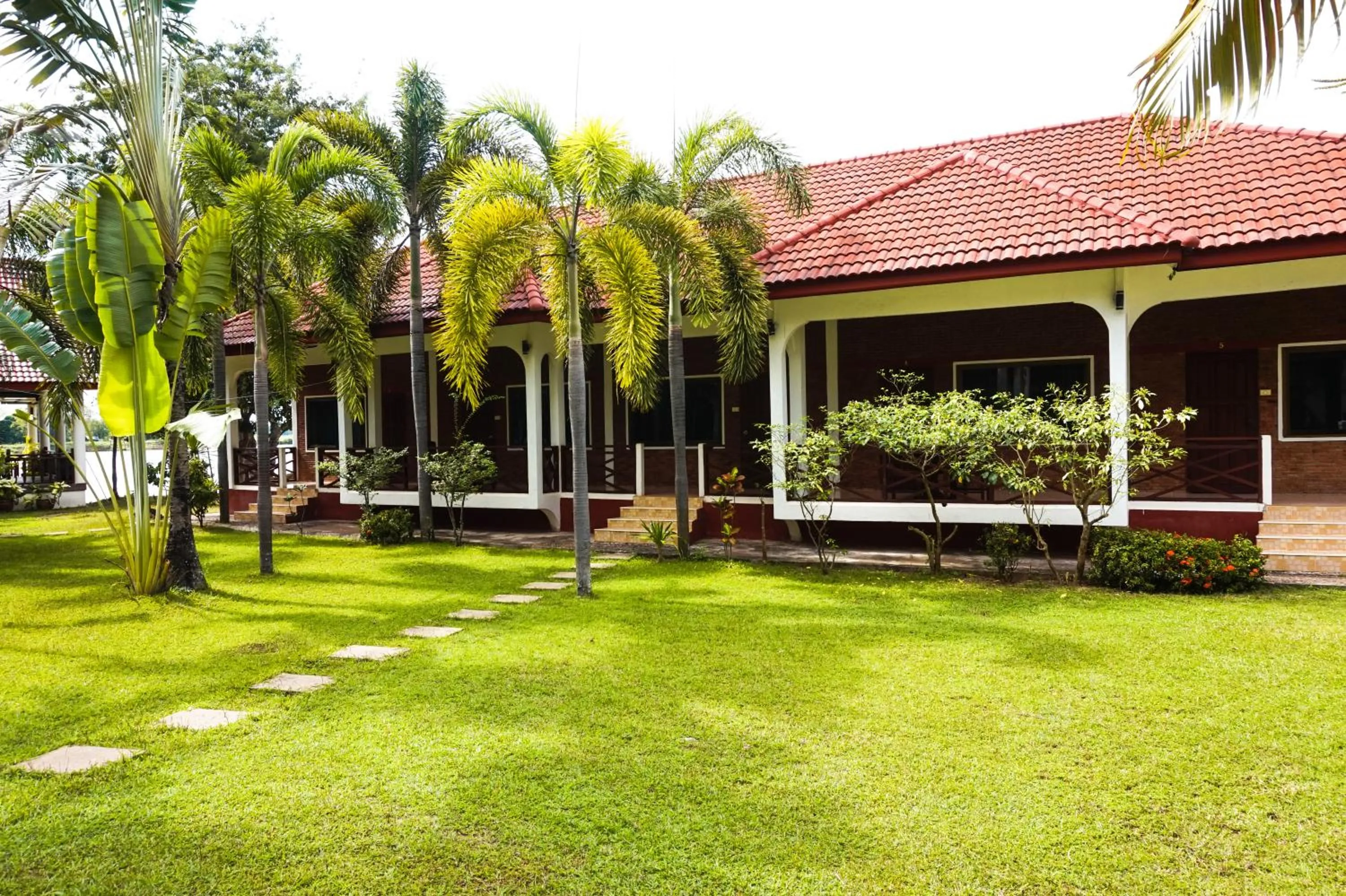 Property building in Don Det Hotel