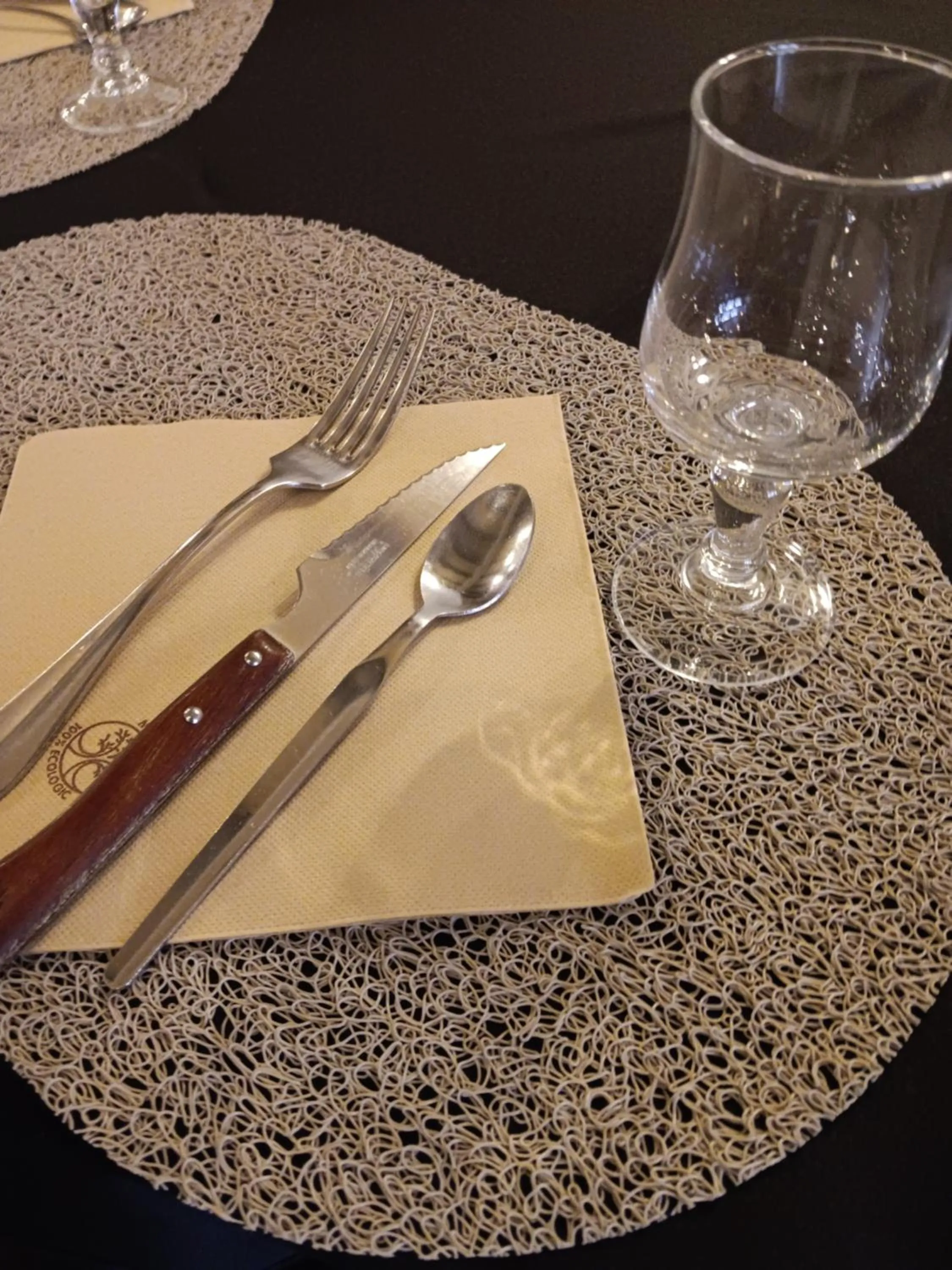 Restaurant/places to eat in Logis Hôtel Restaurant Le Palous