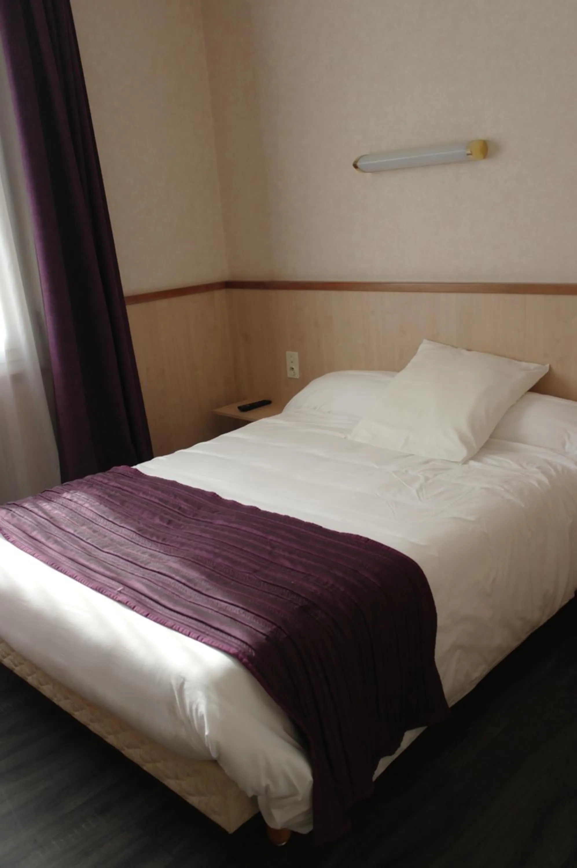 Bed in Hôtel Le Palous