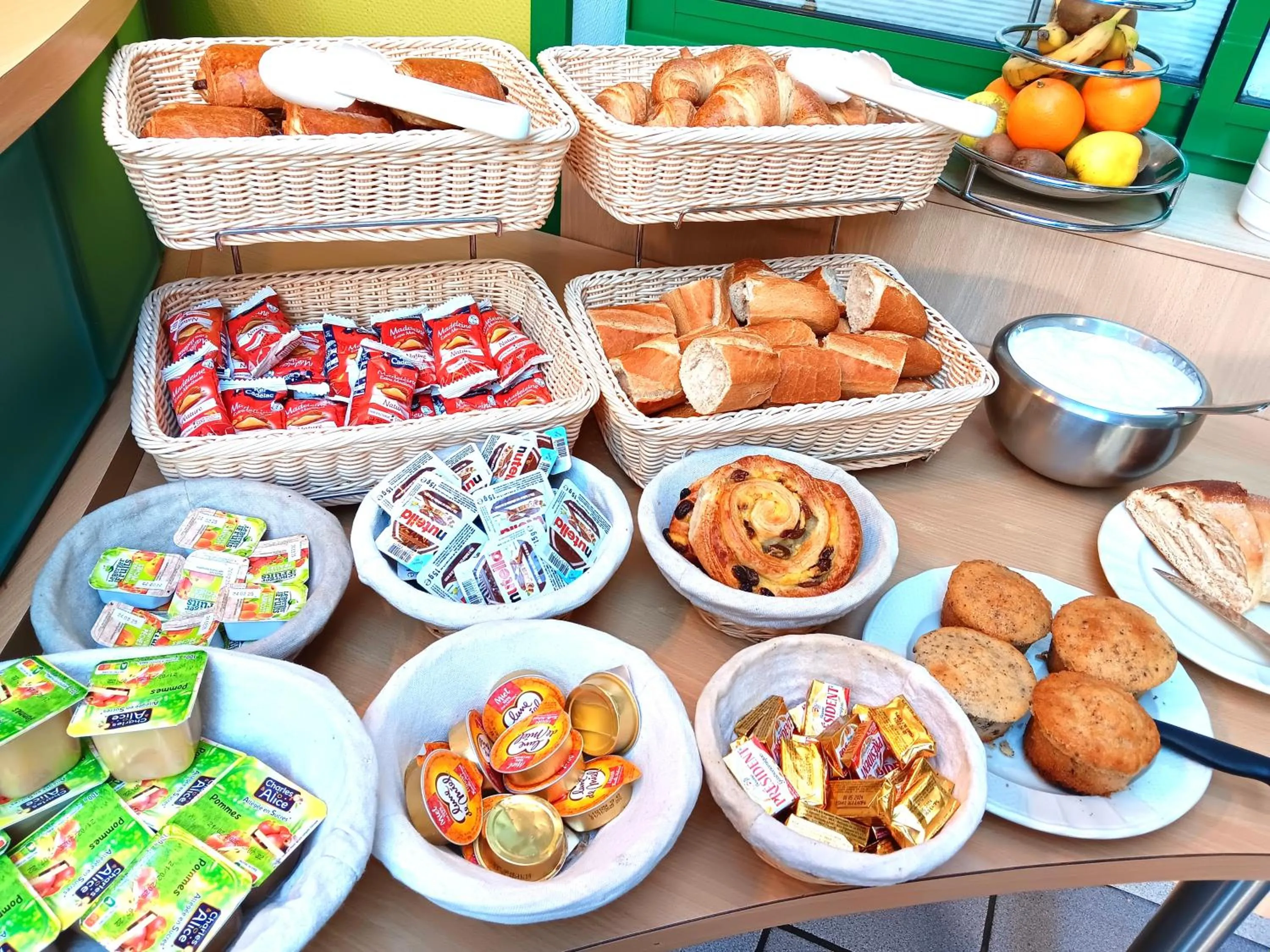 Breakfast in Logis Hôtel Restaurant Le Palous