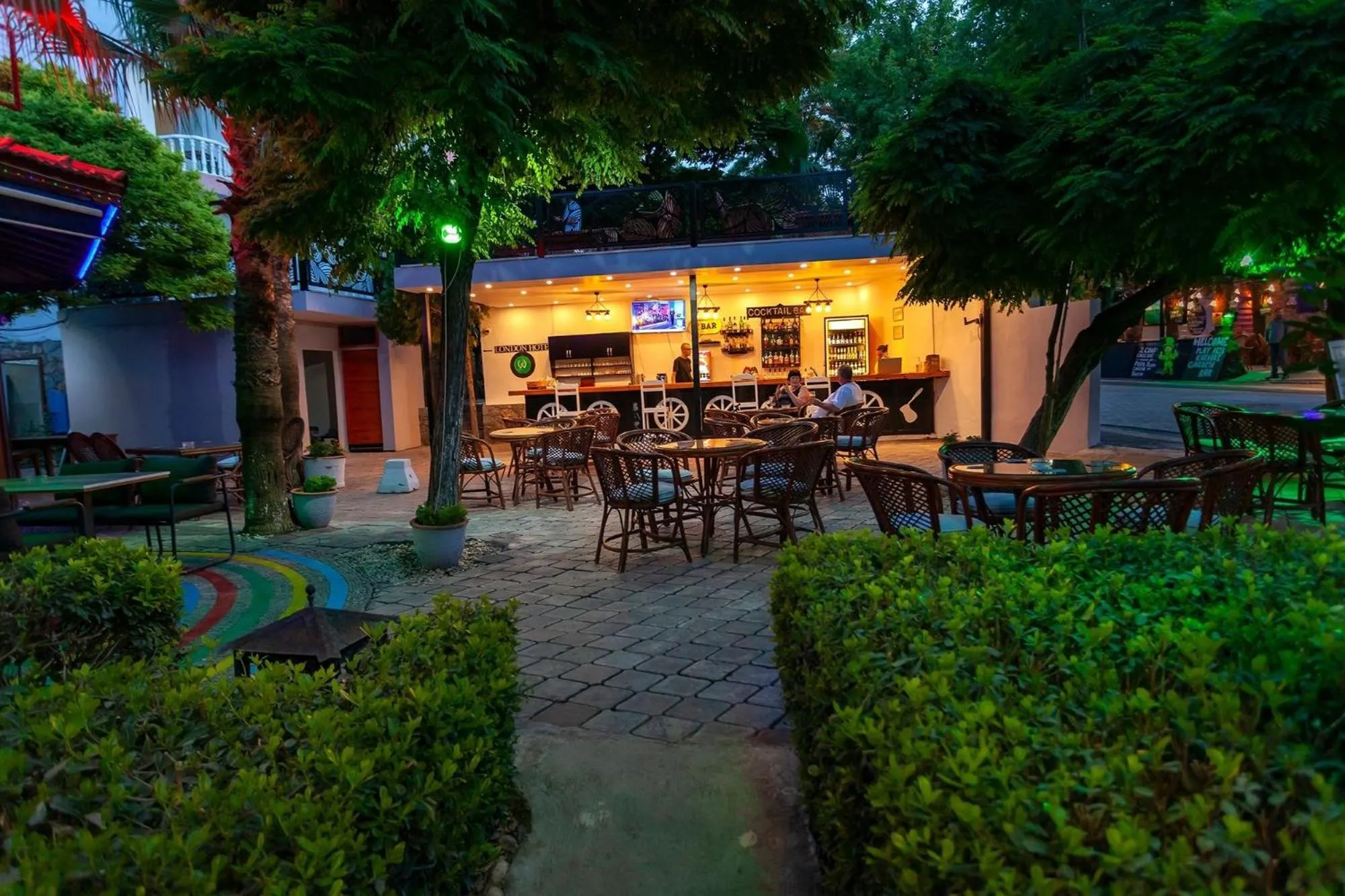 Garden in London Hotel