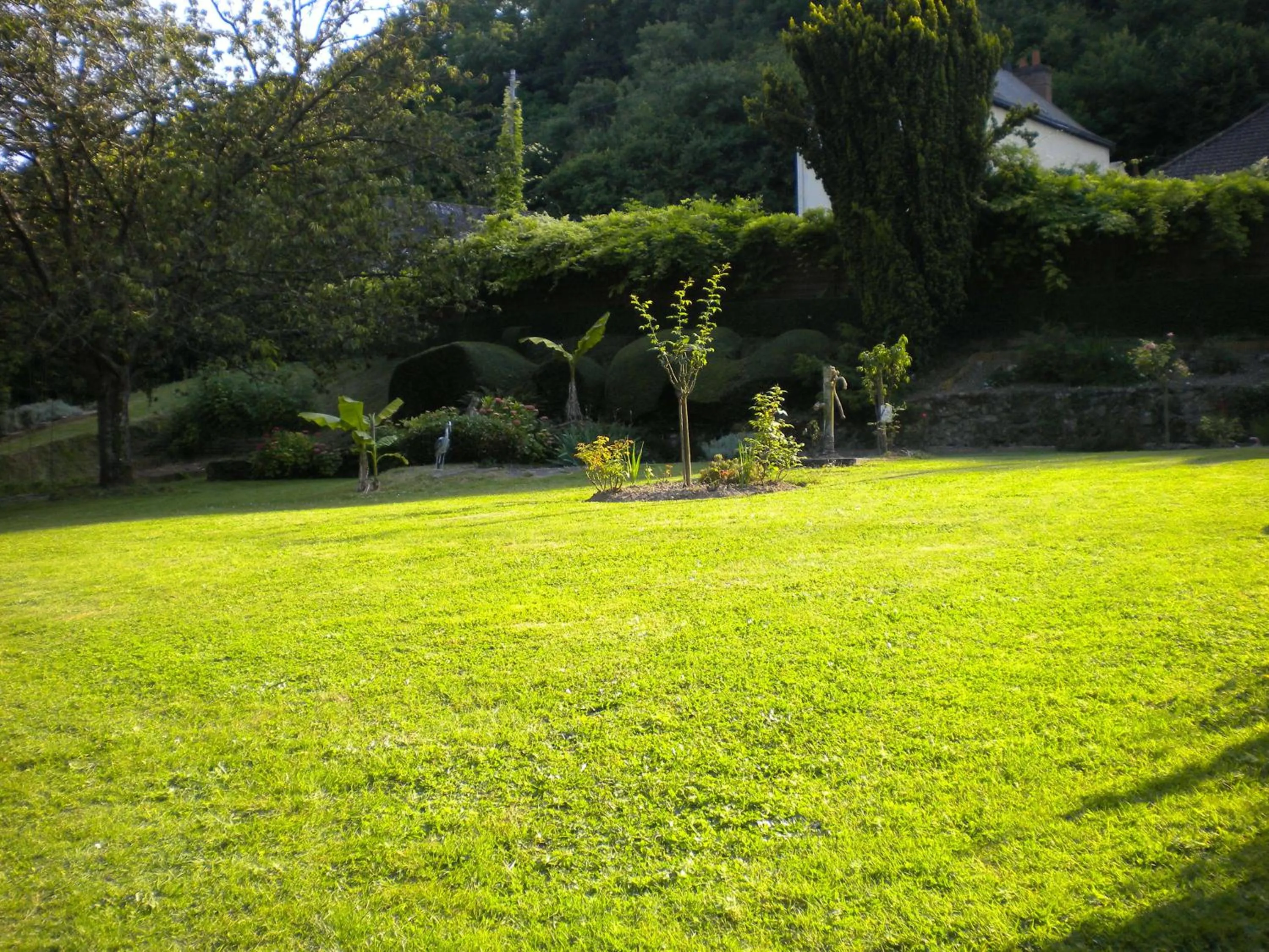 Garden view in Le Moulin Garnier