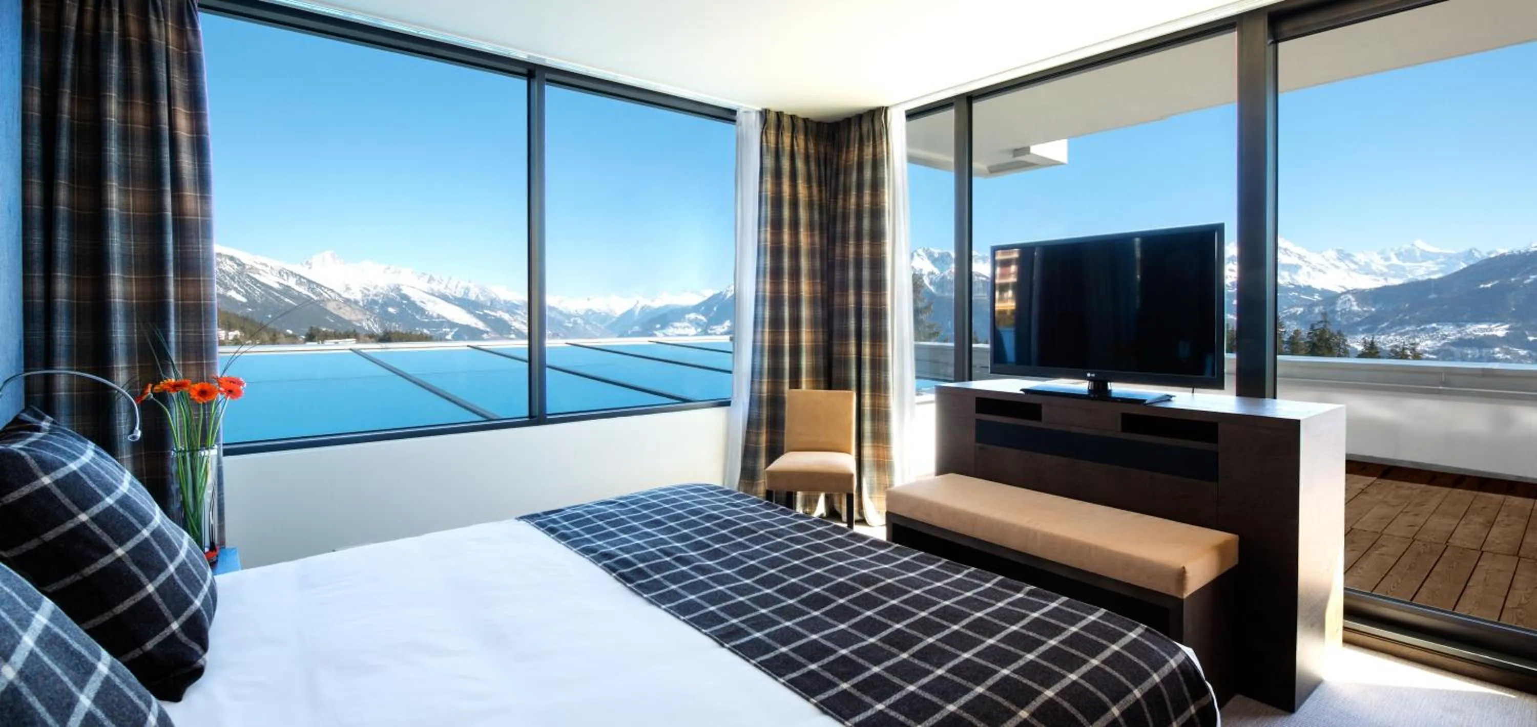 Executive Suite with Mountain View in Crans Ambassador