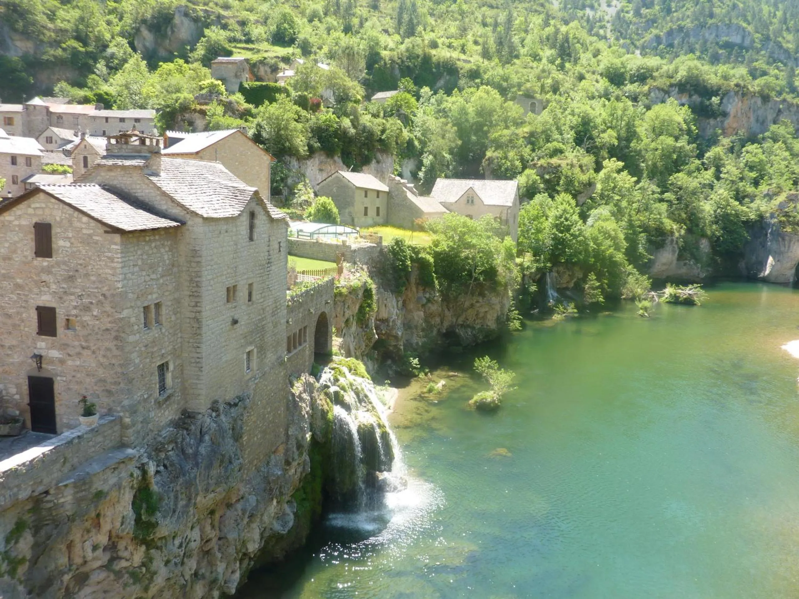River view in Logis Hôtel restaurant Auberge de la Cascade