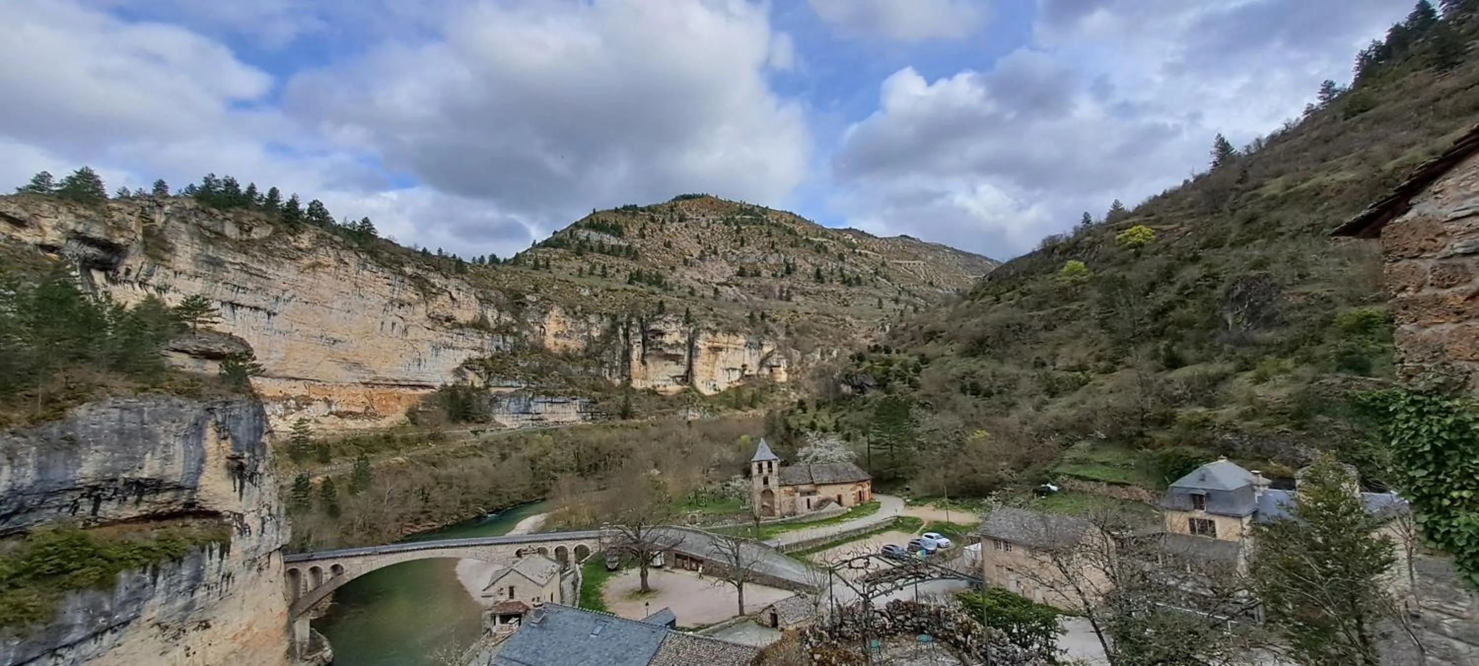 Logis Hôtel restaurant Auberge de la Cascade