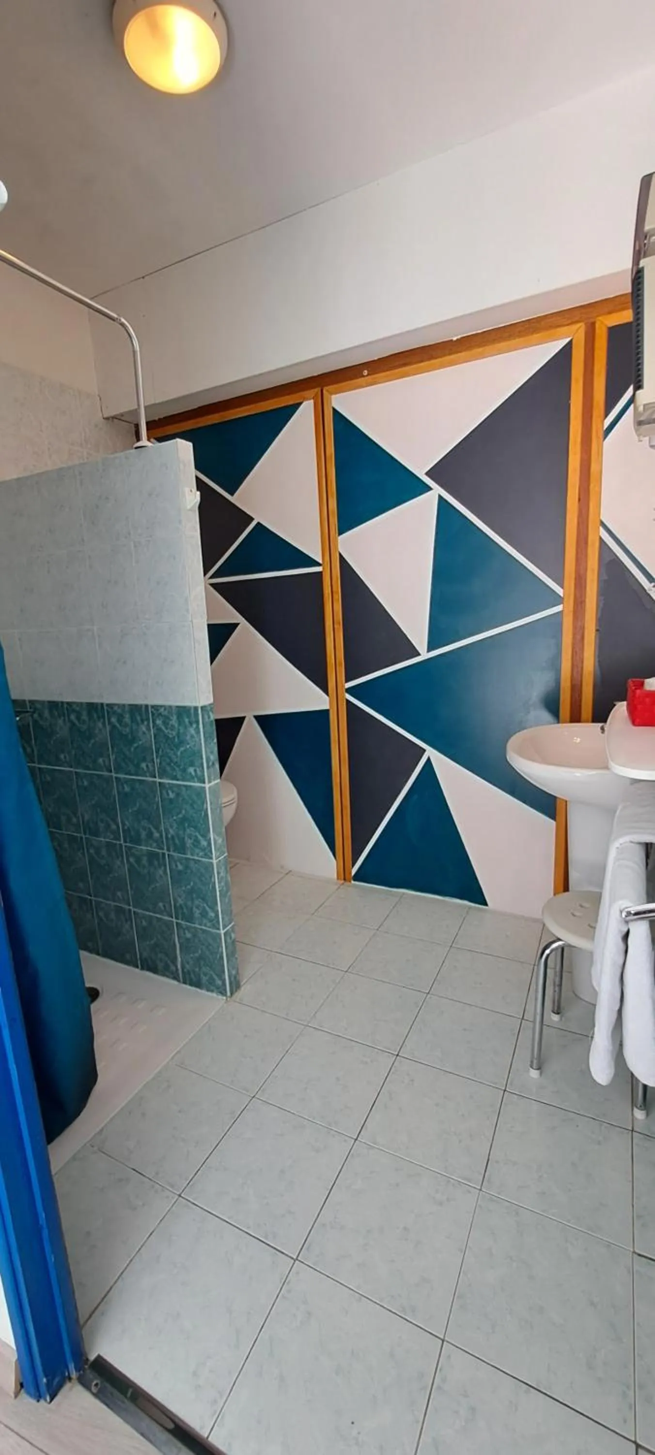 Bathroom in Logis Hôtel restaurant Auberge de la Cascade