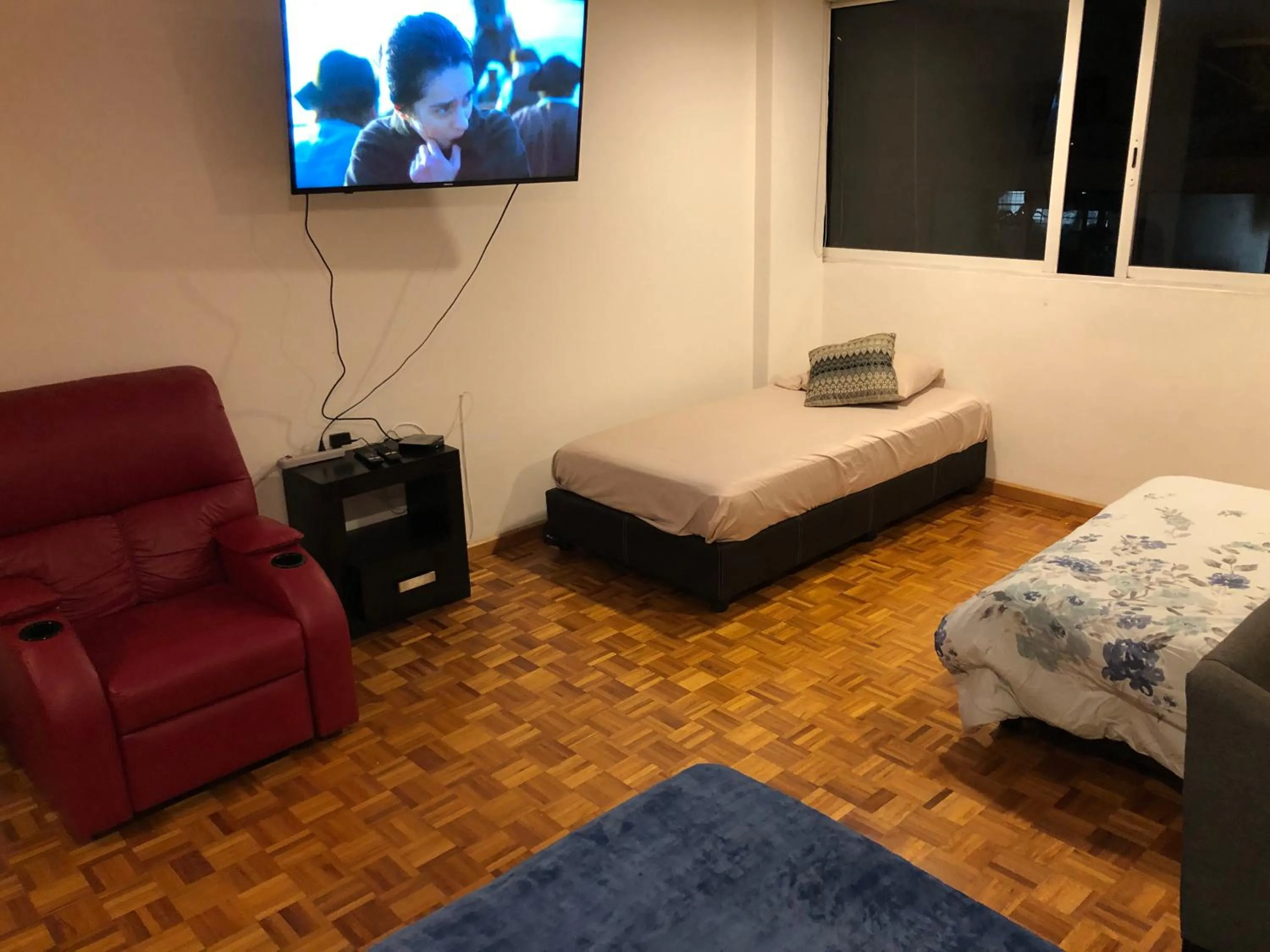 Bedroom, Bed in Caravansaro Vazquez de Mella 347 Polanco