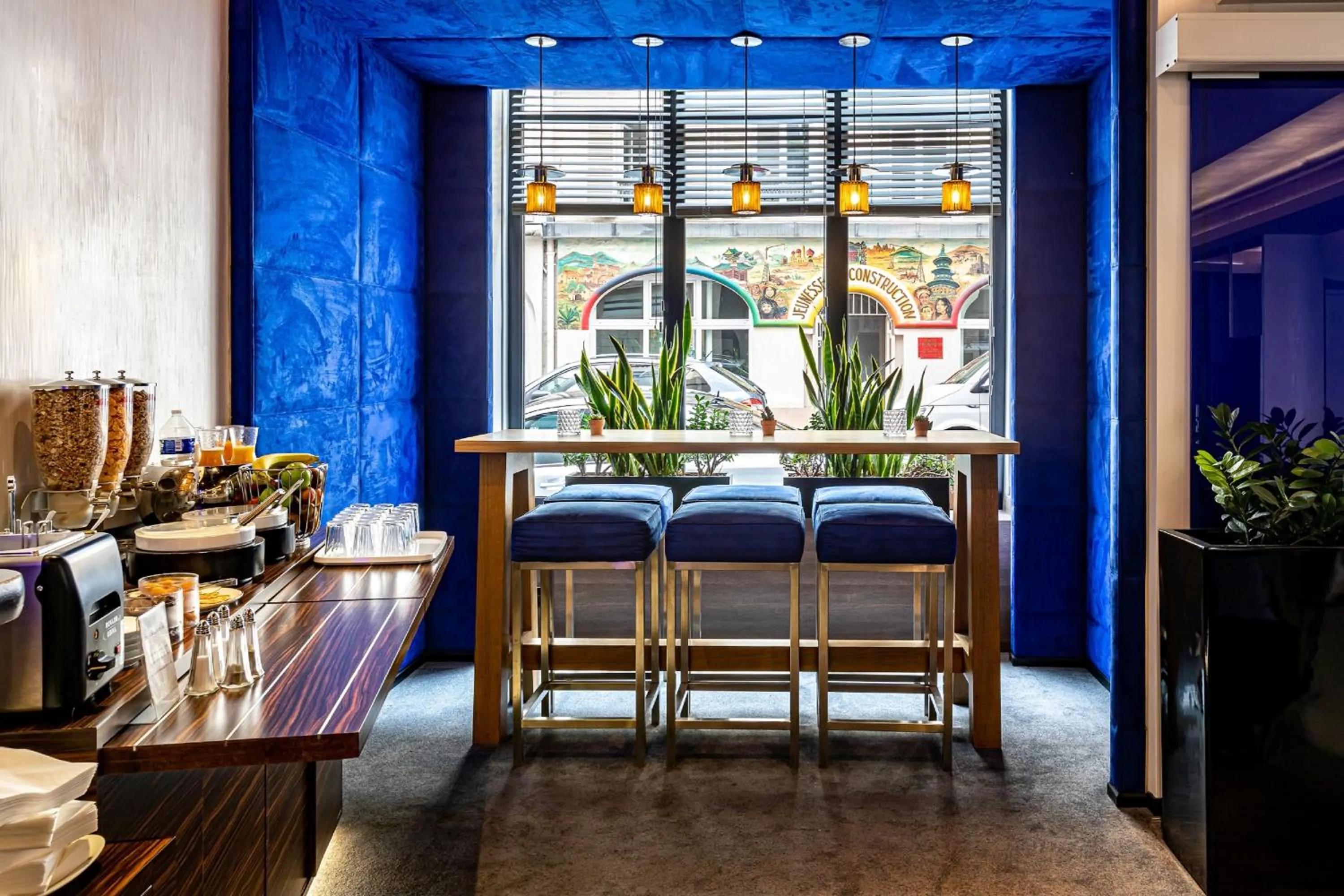 Food and drinks in Hôtel Diva Opera