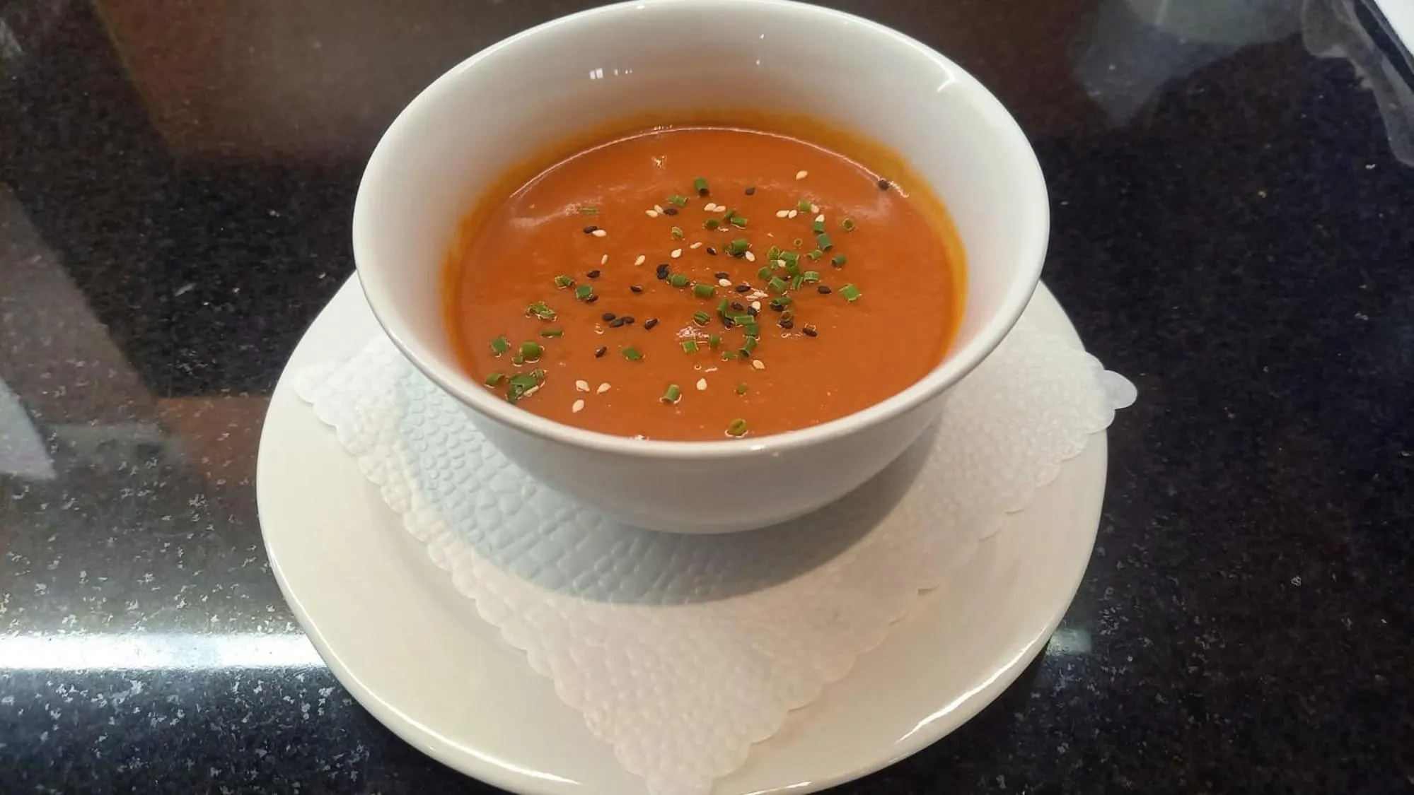 Food and drinks in Gasthof Enge Self Check-In Hotel