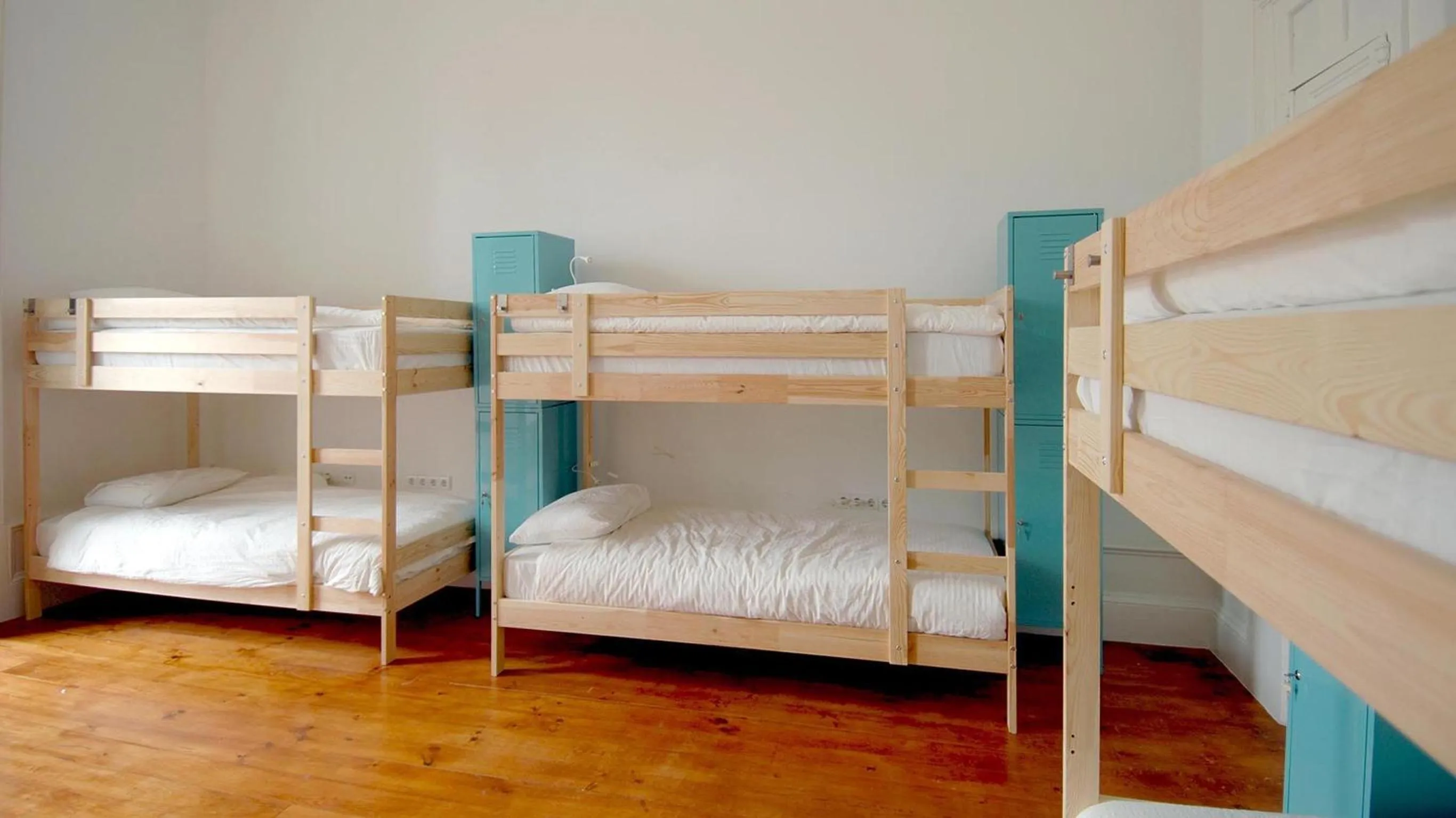 Bed in So Cool Hostel Porto