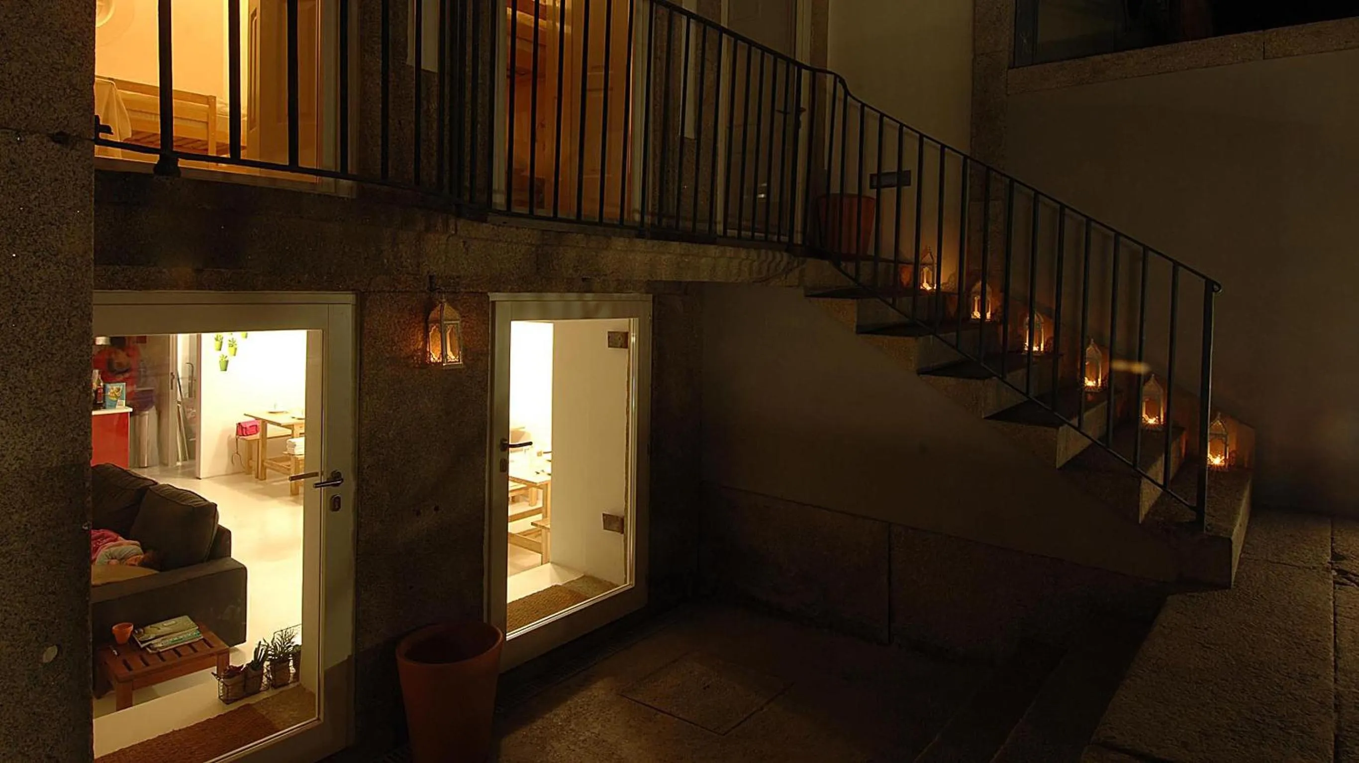 Patio in So Cool Hostel Porto