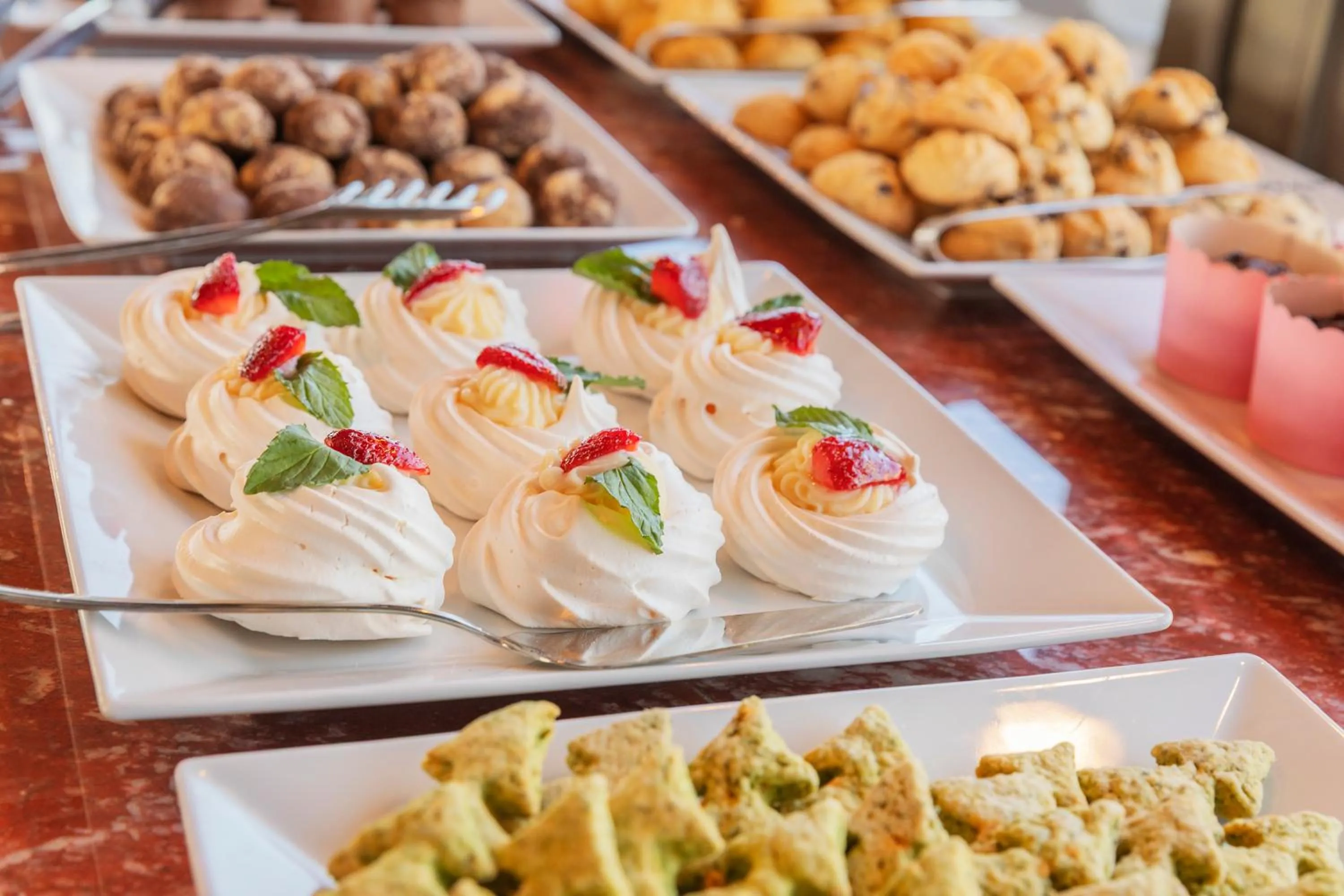 Breakfast in Azade Premier Hotel