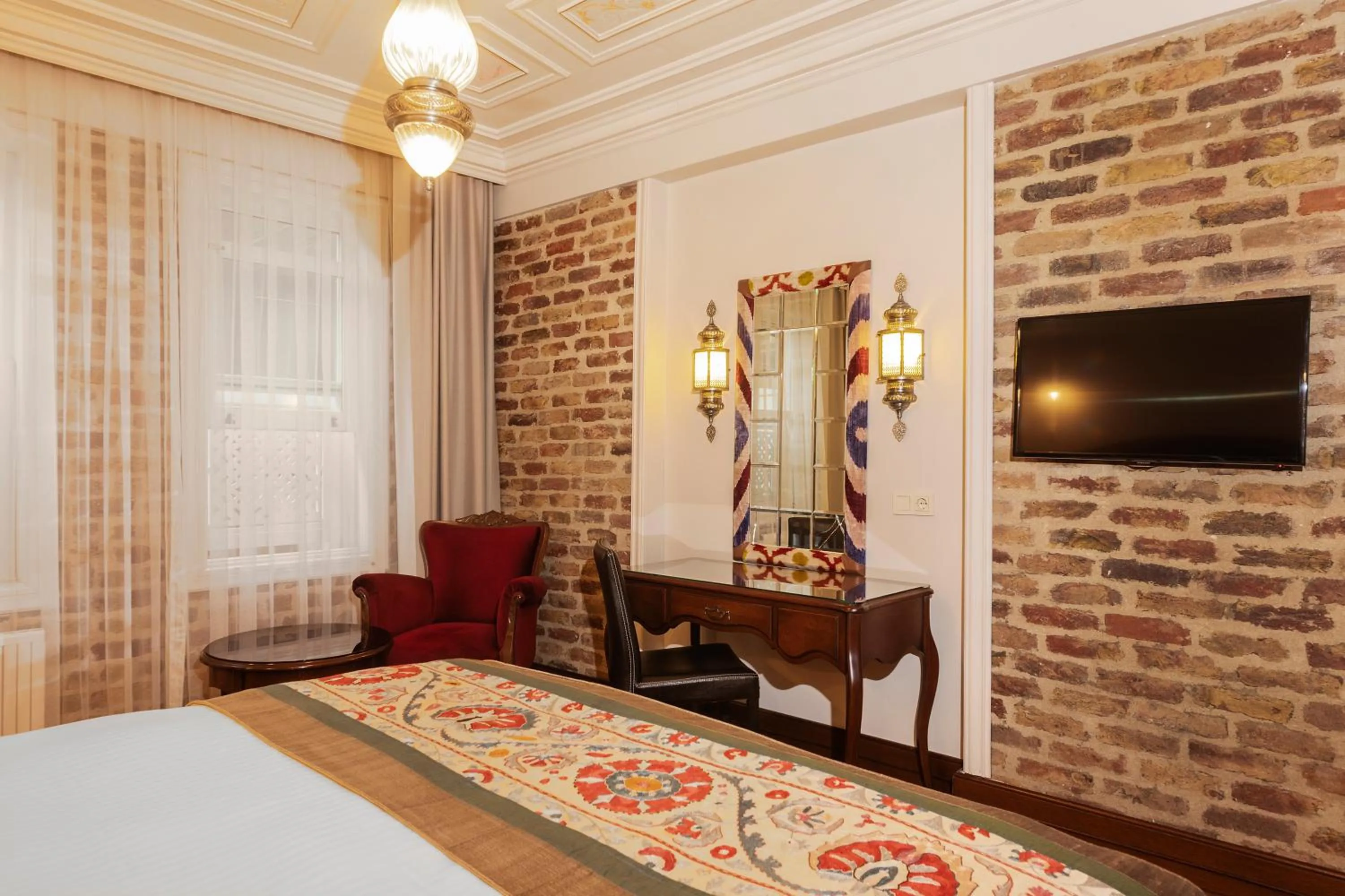 Photo of the whole room, Bed in Azade Premier Hotel