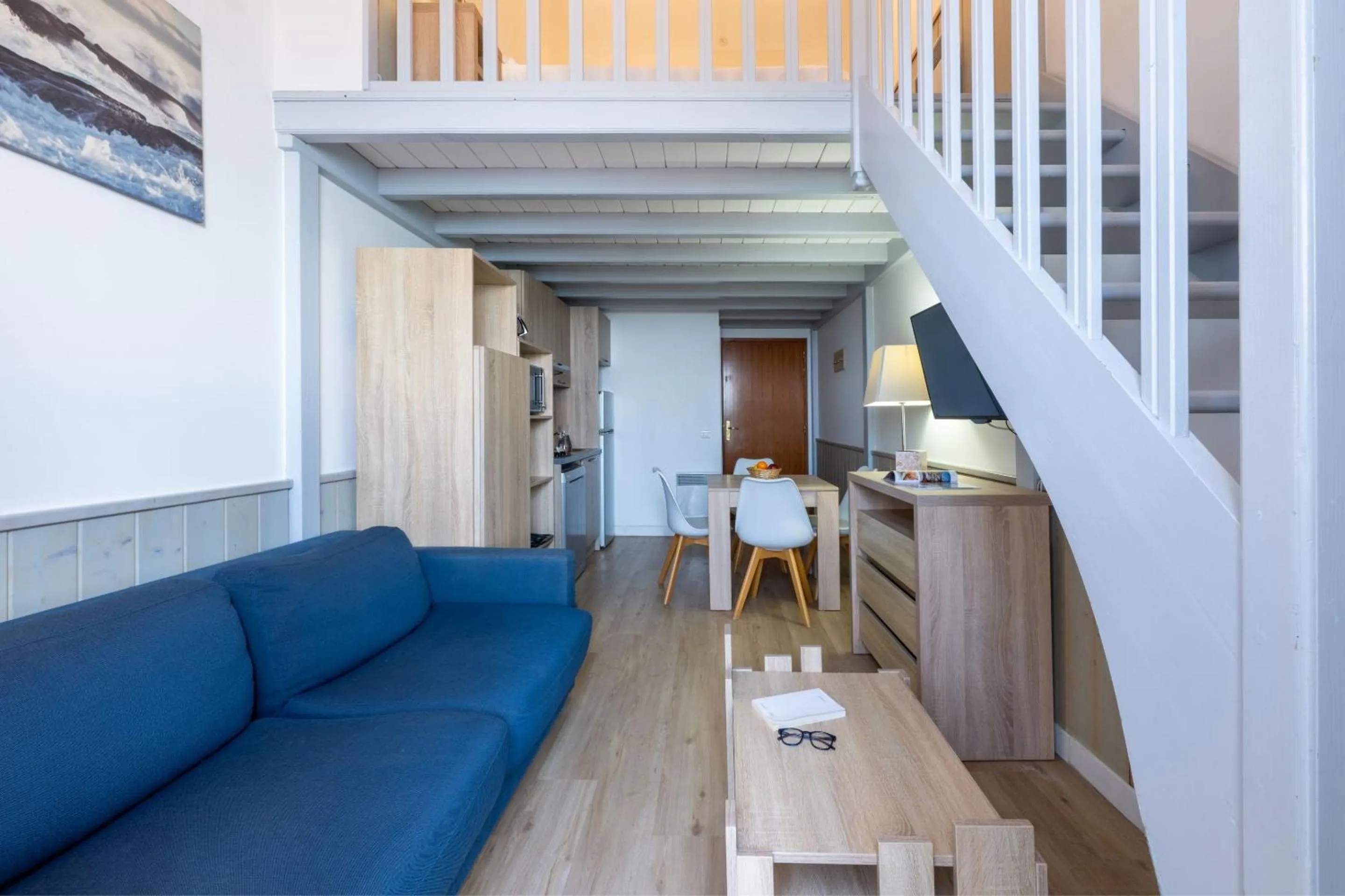 Kitchen or kitchenette in Résidence Odalys Valentin plage