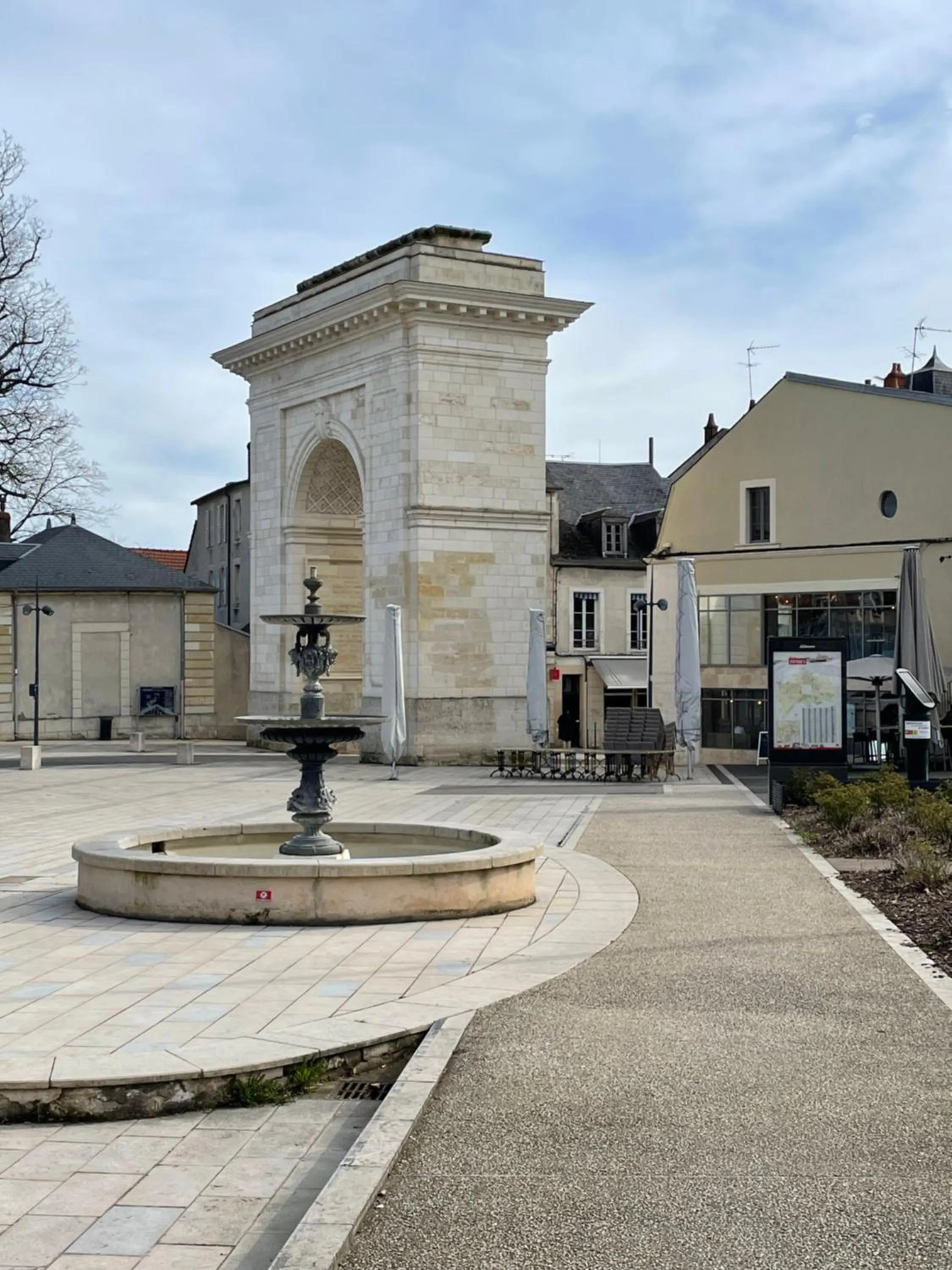 Nearby landmark in Hôtel des Ducs