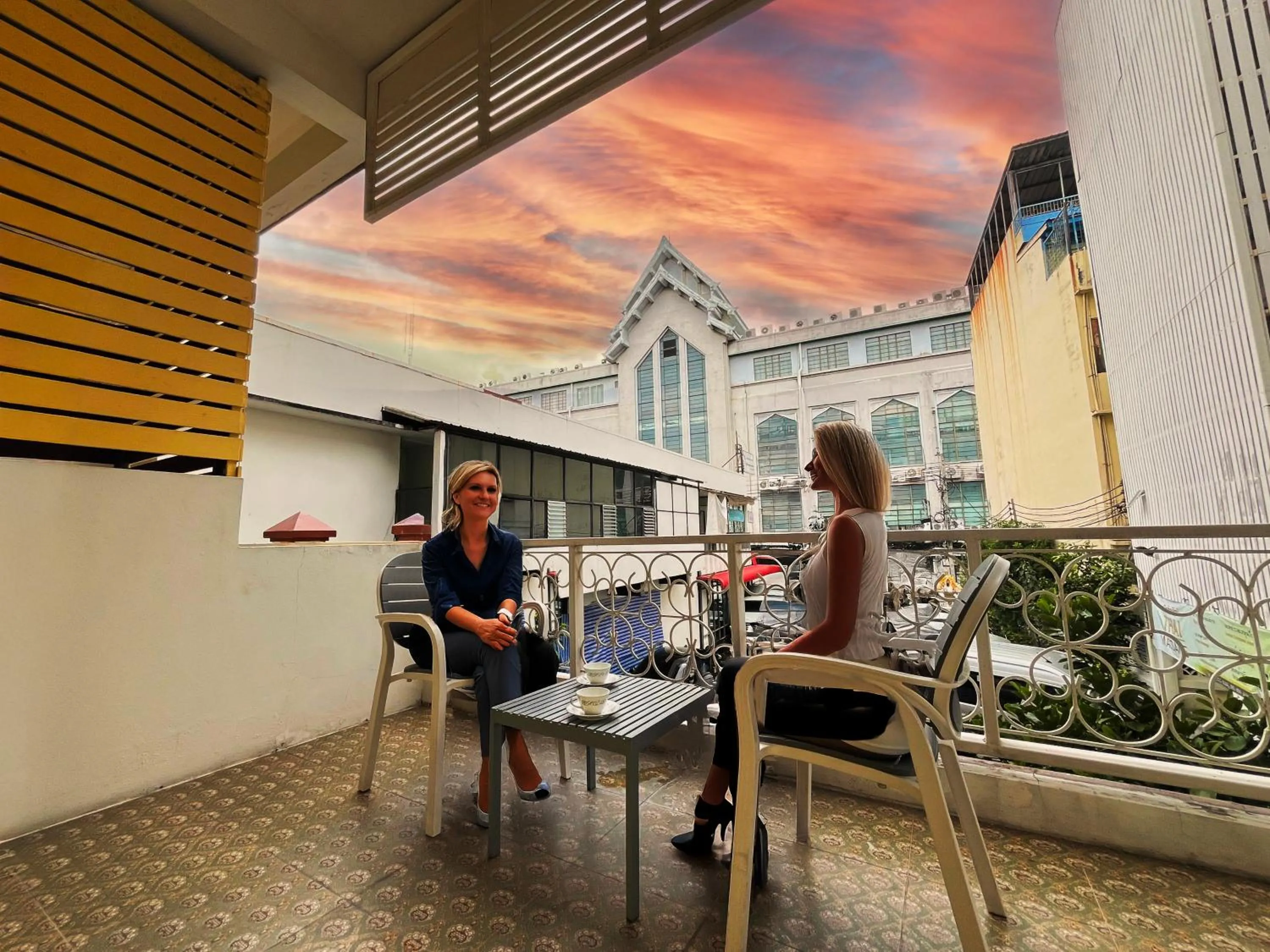 Balcony/Terrace in Excel Hotel Bangkok former Sri Krungthep Hotel