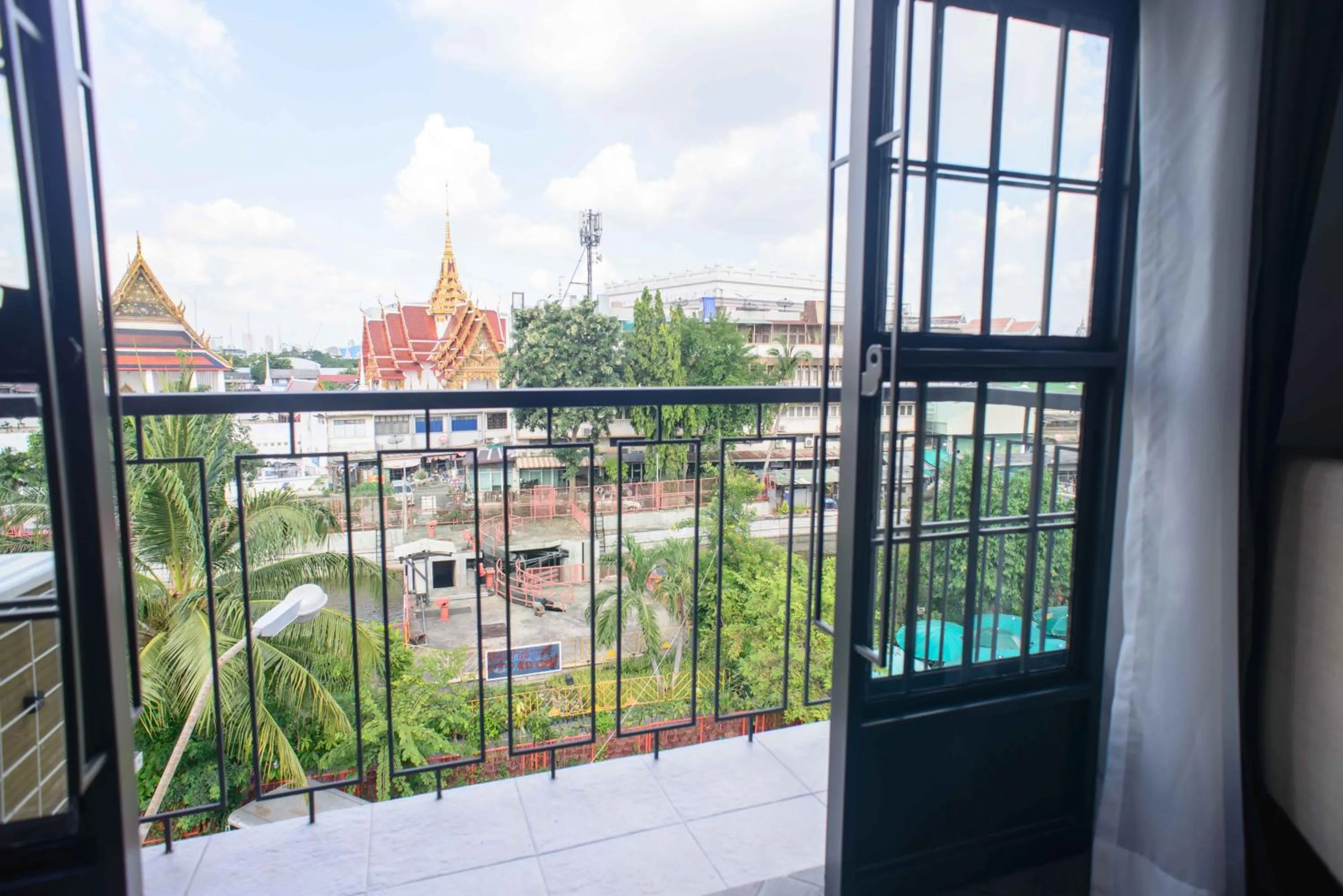 Nearby landmark in 87 Oldtown at River Pier